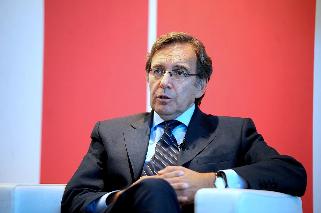 Porträt von Nonce Paolini (1949–2024) – Gedenkseite
