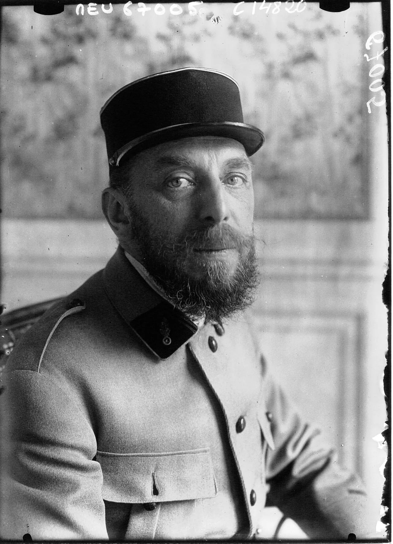 Porträt von Noël Dorville (1874–1938) – Gedenkseite