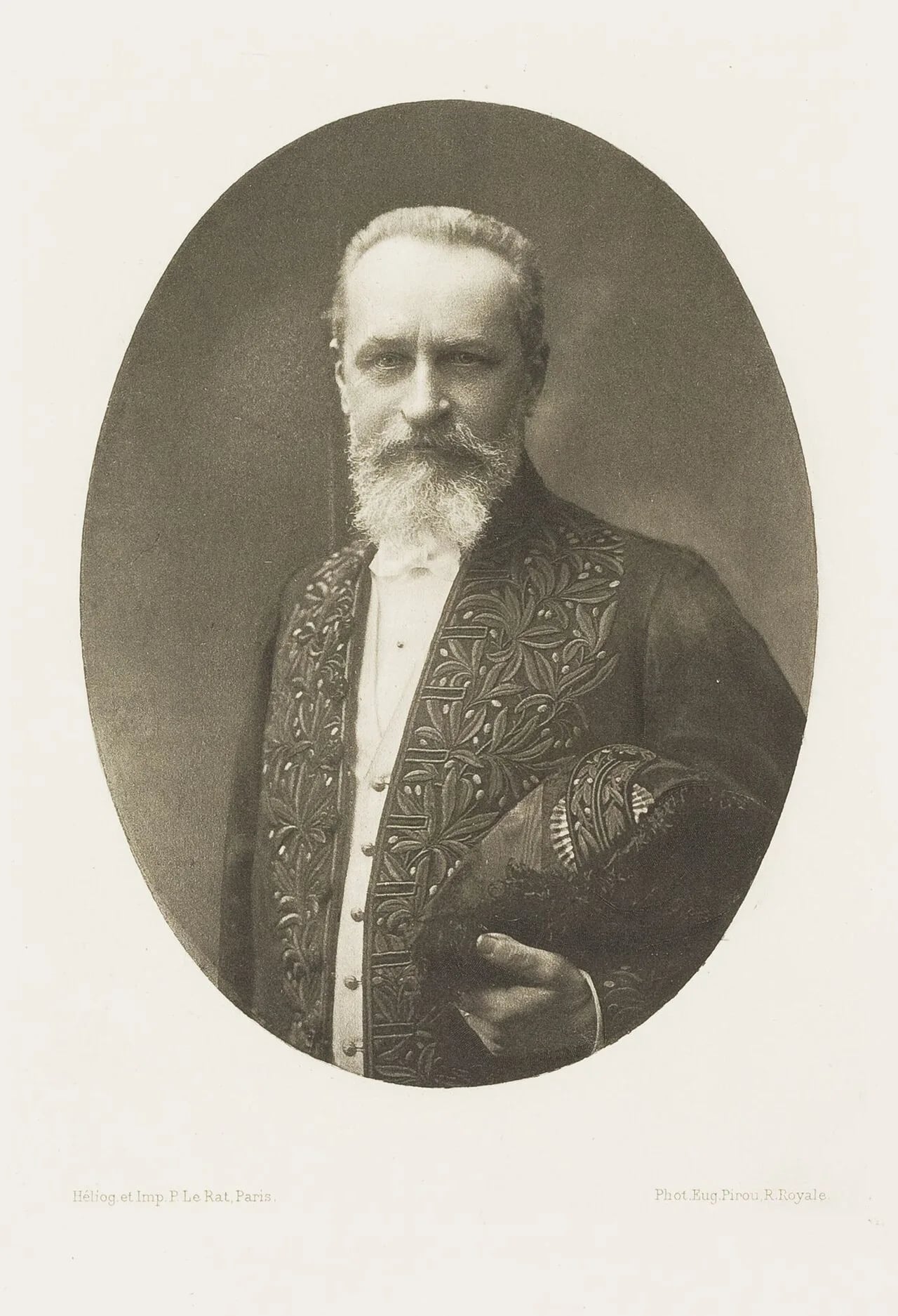 Porträt von Noël Valois (1855–1915) – Gedenkseite