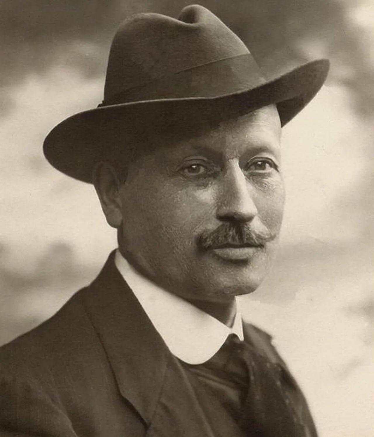 Porträt von O'Galop (1867–1946) – Gedenkseite