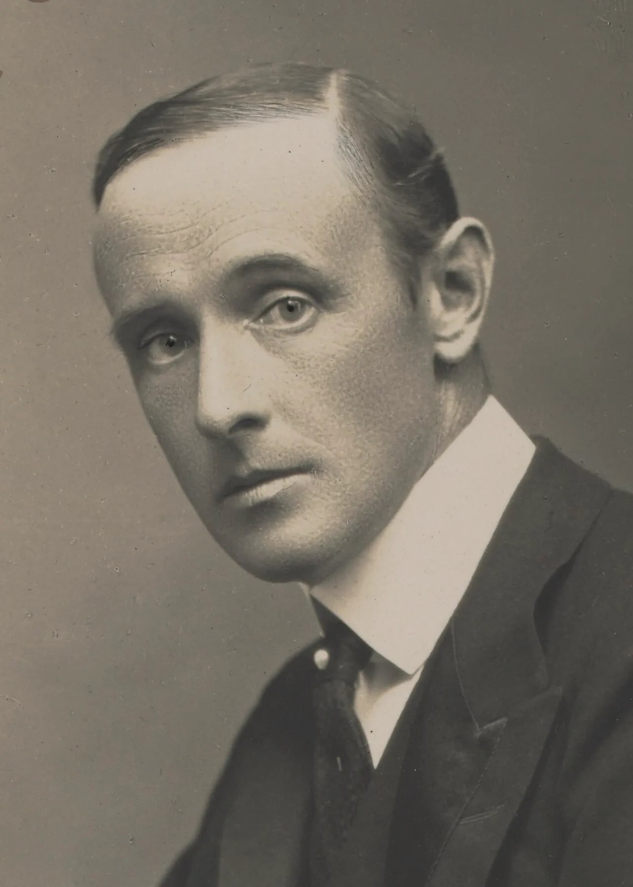 Porträt von John Hope, 1. Marquess of Linlithgow (1860–1908) – Gedenkseite