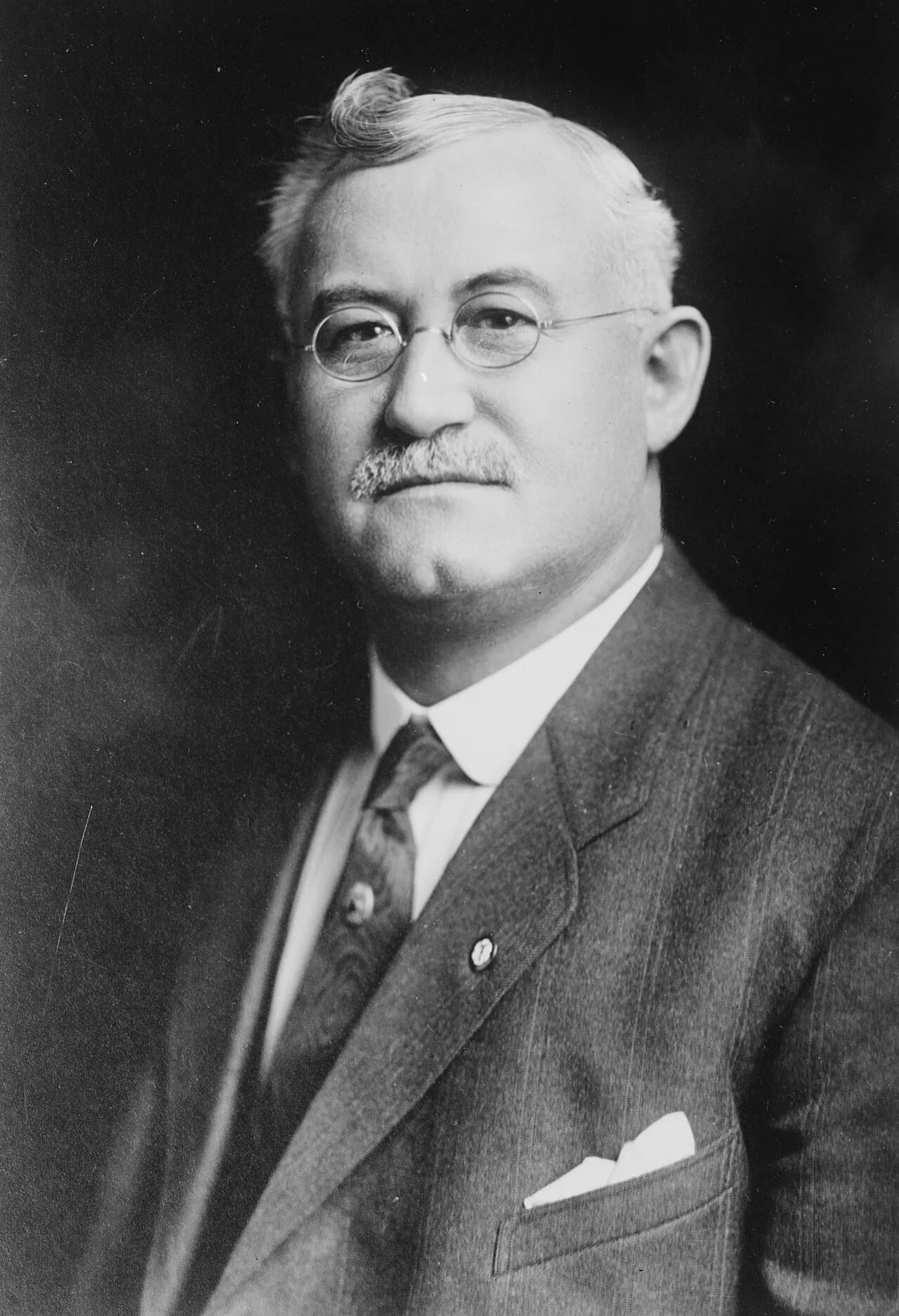 Portrait of William Granville Lee (1859–1929) – memorial page