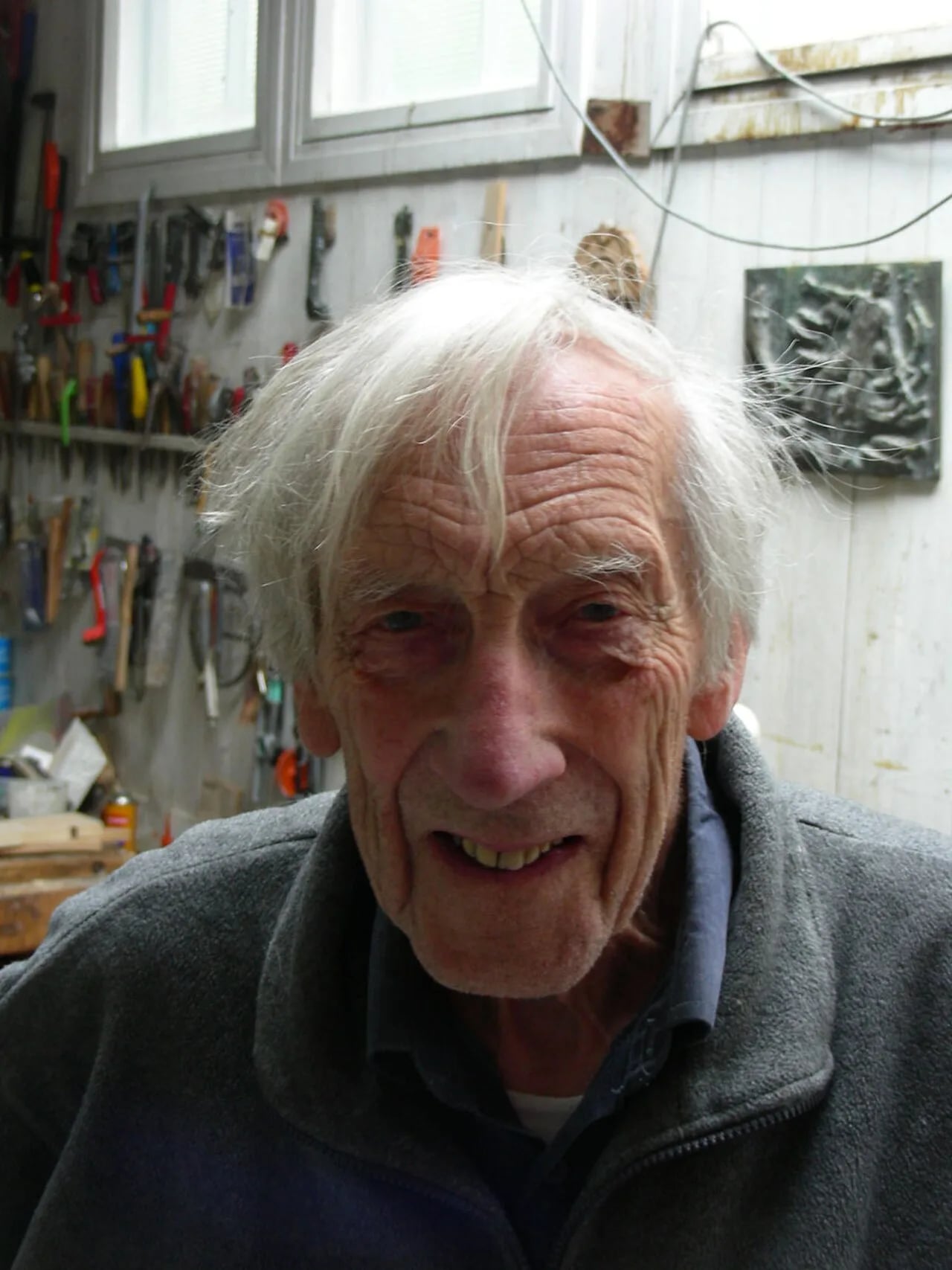 Portrait of Kristofer Leirdal (1915–2010) – memorial page