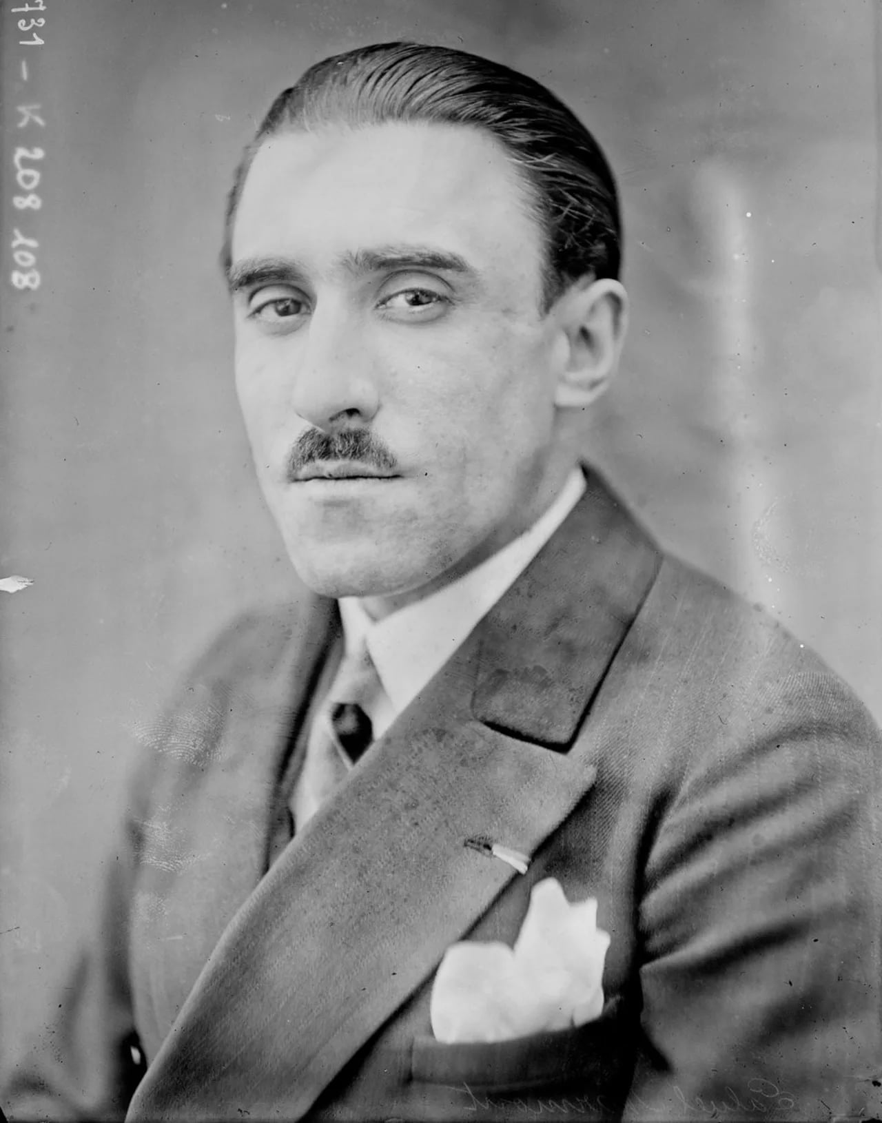 Porträt von Paluel-Marmont (1895–1959) – Gedenkseite