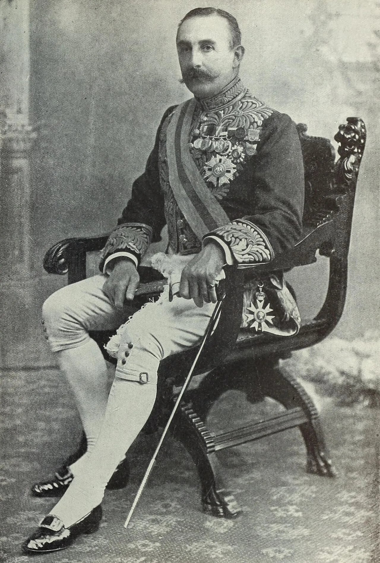 Porträt von Gilbert Elliot-Murray-Kynynmound, 4. Earl of Minto (1845–1914) – Gedenkseite