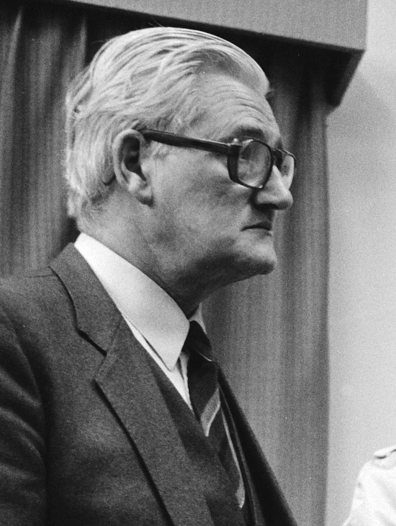 Portrait of Jan de Zeeuw (1921–2008) – memorial page