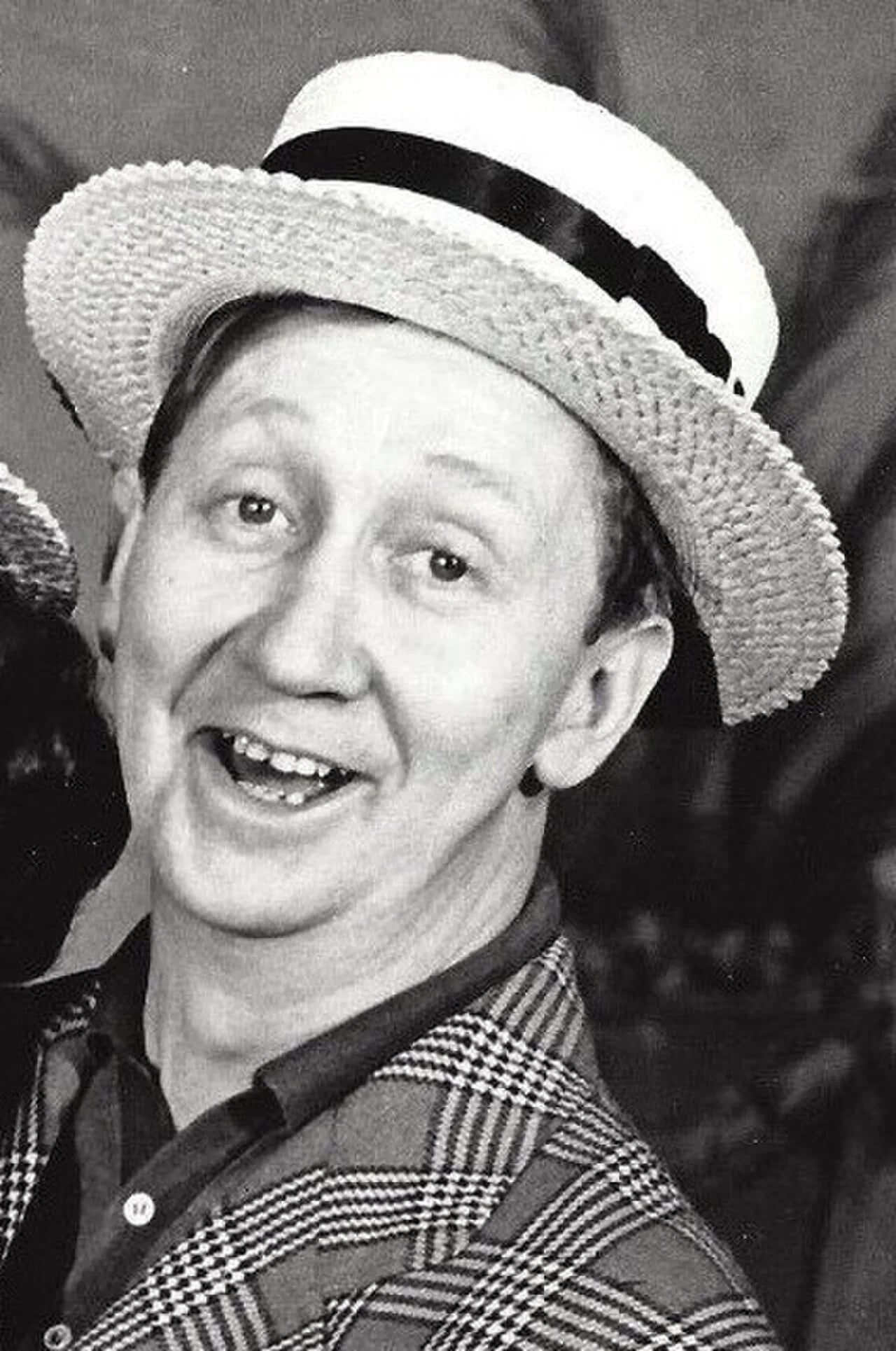 Portrait of Bill McCutcheon (1924–2002) – memorial page