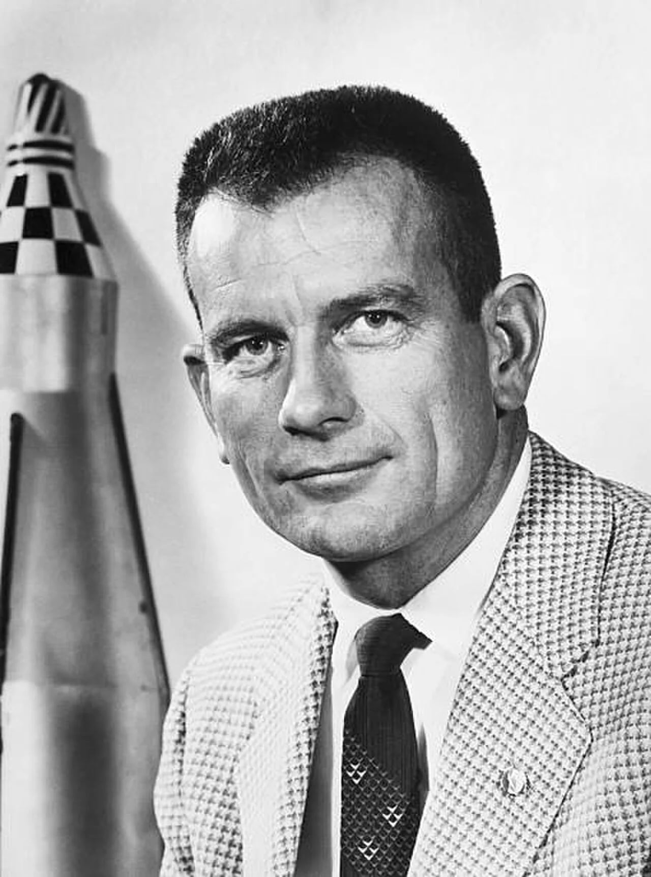 Porträt von Deke Slayton (1924–1993) – Gedenkseite