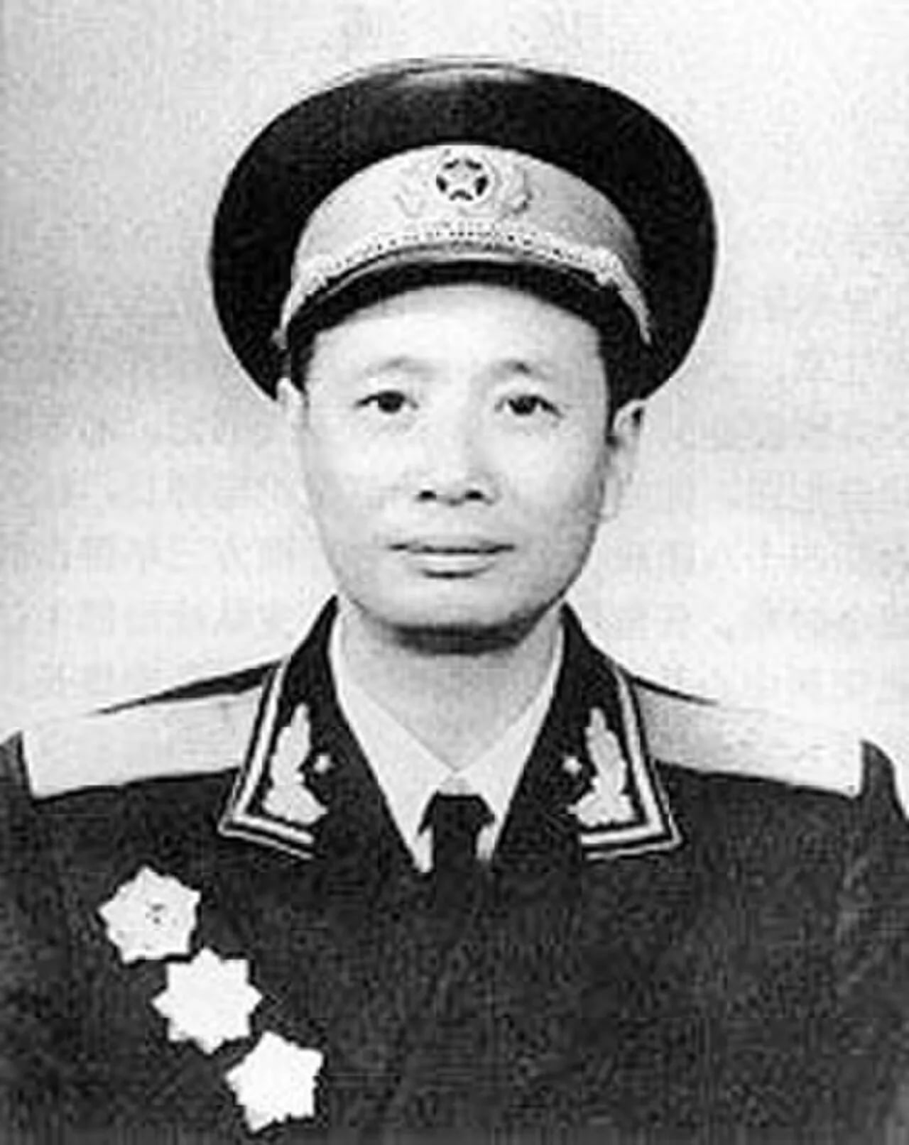 Portrait of Zhang Zhen (1914–2015) – memorial page