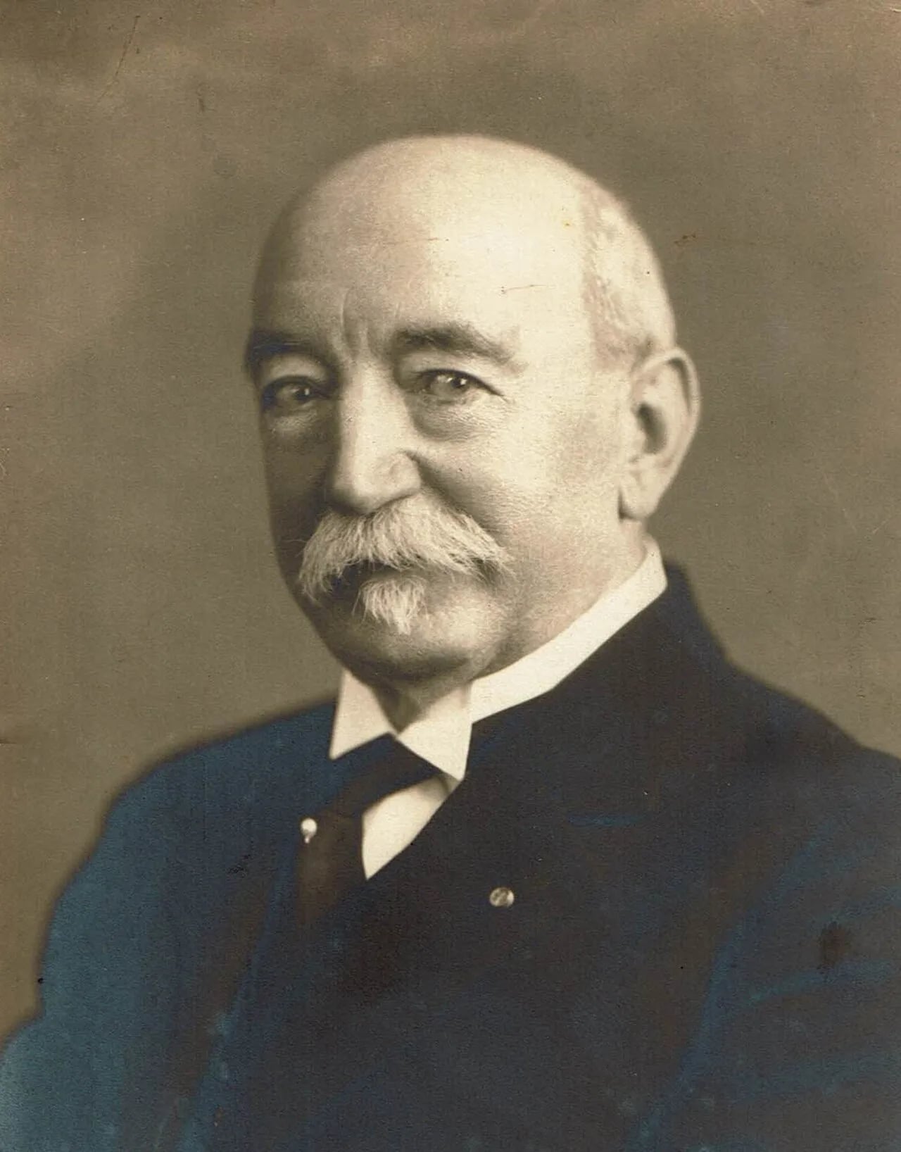 Portrait of Paul-Henri Jouret (1863–1935) – memorial page