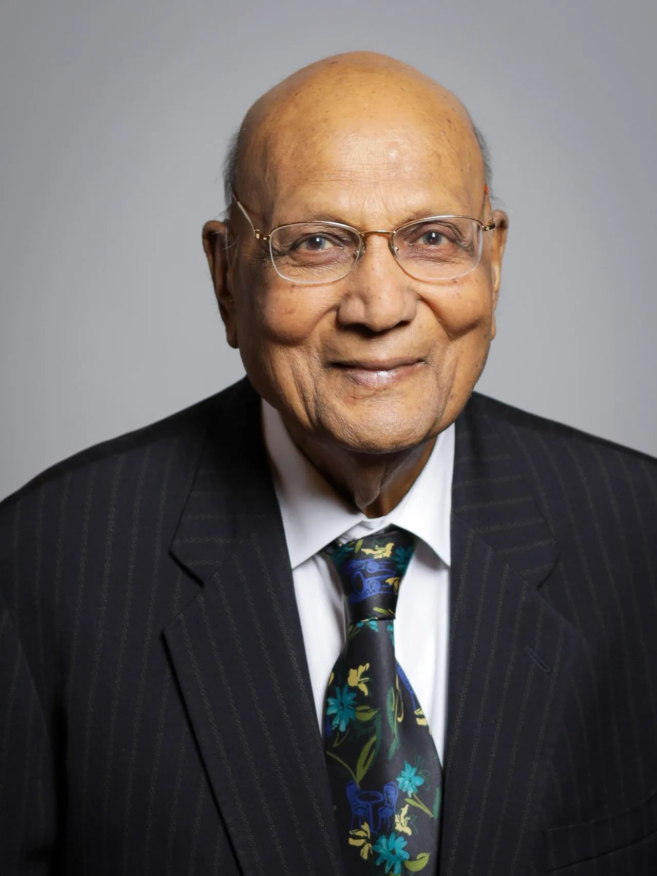 Porträt von Swraj Paul, Baron Paul (1931–2025) – Gedenkseite