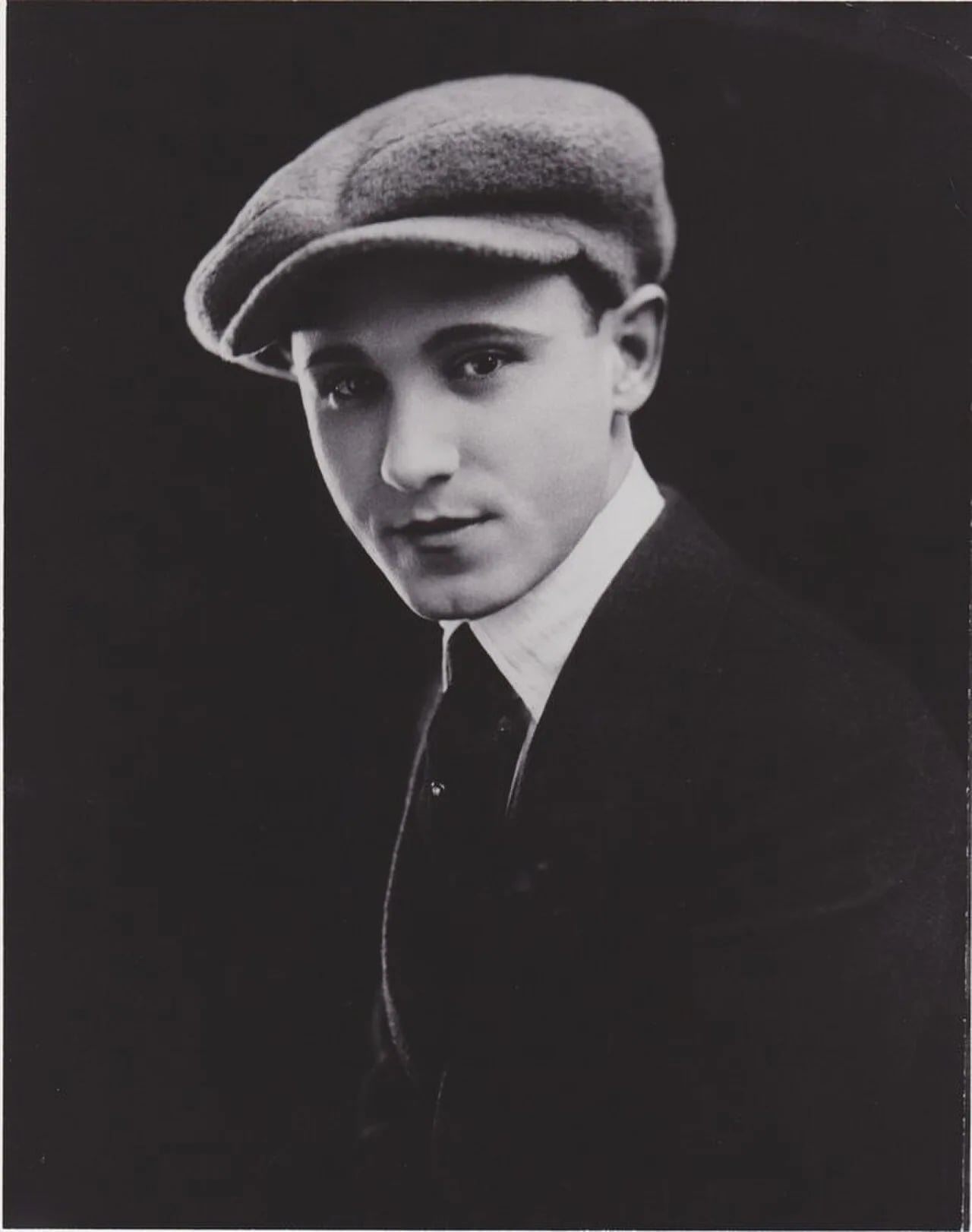 Portrait of Thomas Lyle Williams (1896–1976) – memorial page