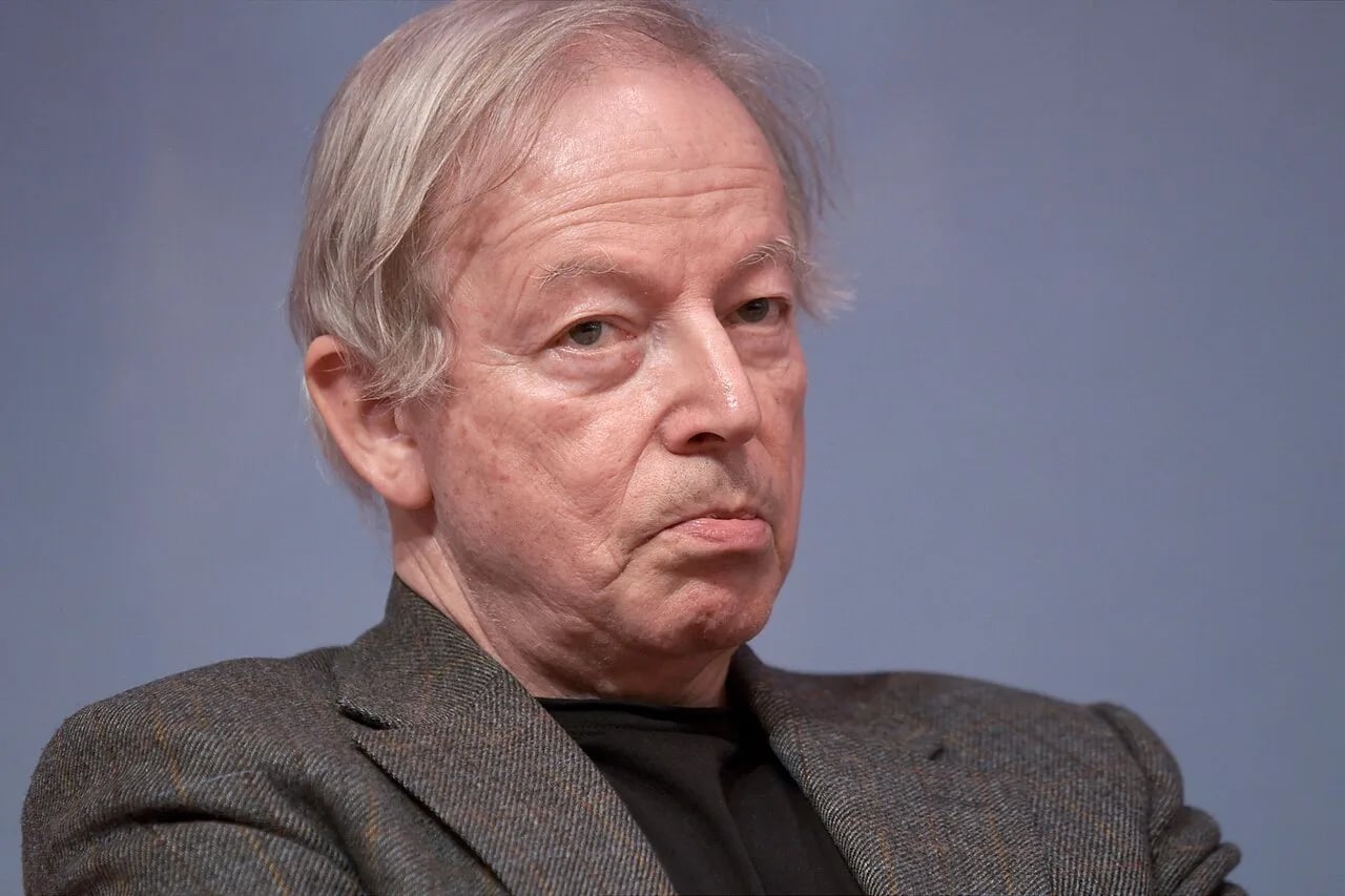 Portrait of Paul Otchakovsky-Laurens (1944–2018) – memorial page