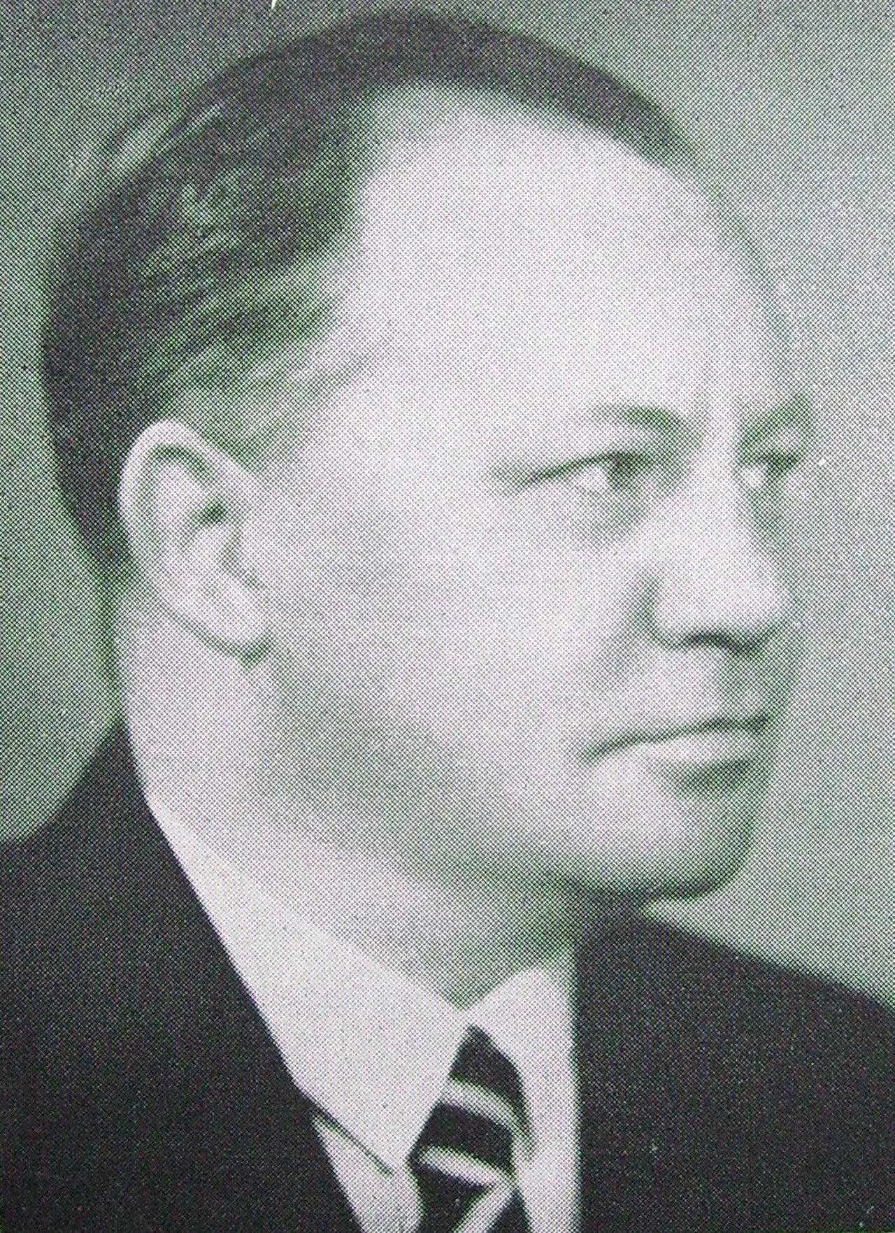 Portrait of Axel Gjöres (1889–1979) – memorial page