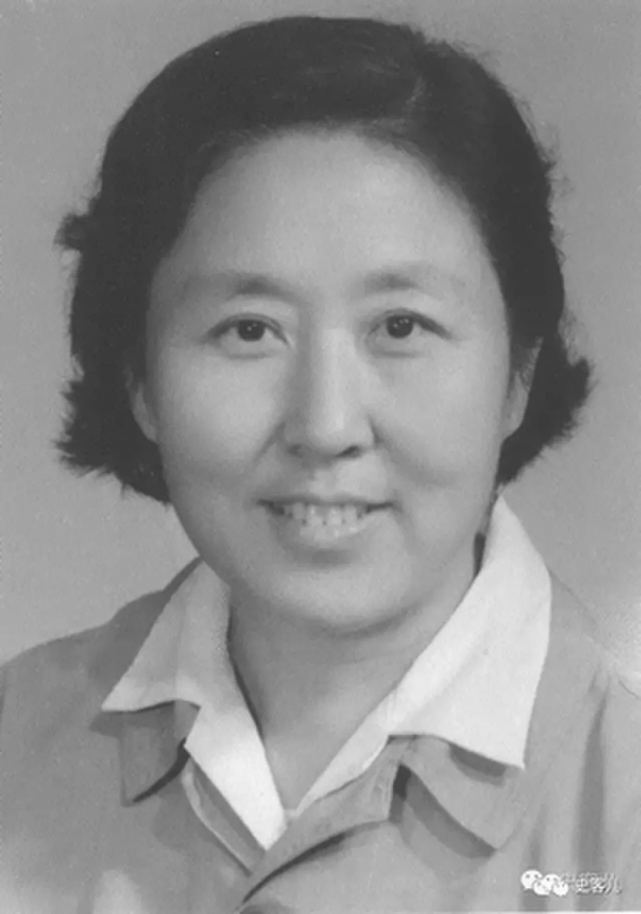 Porträt von Bian Zhongyun (1916–1966) – Gedenkseite
