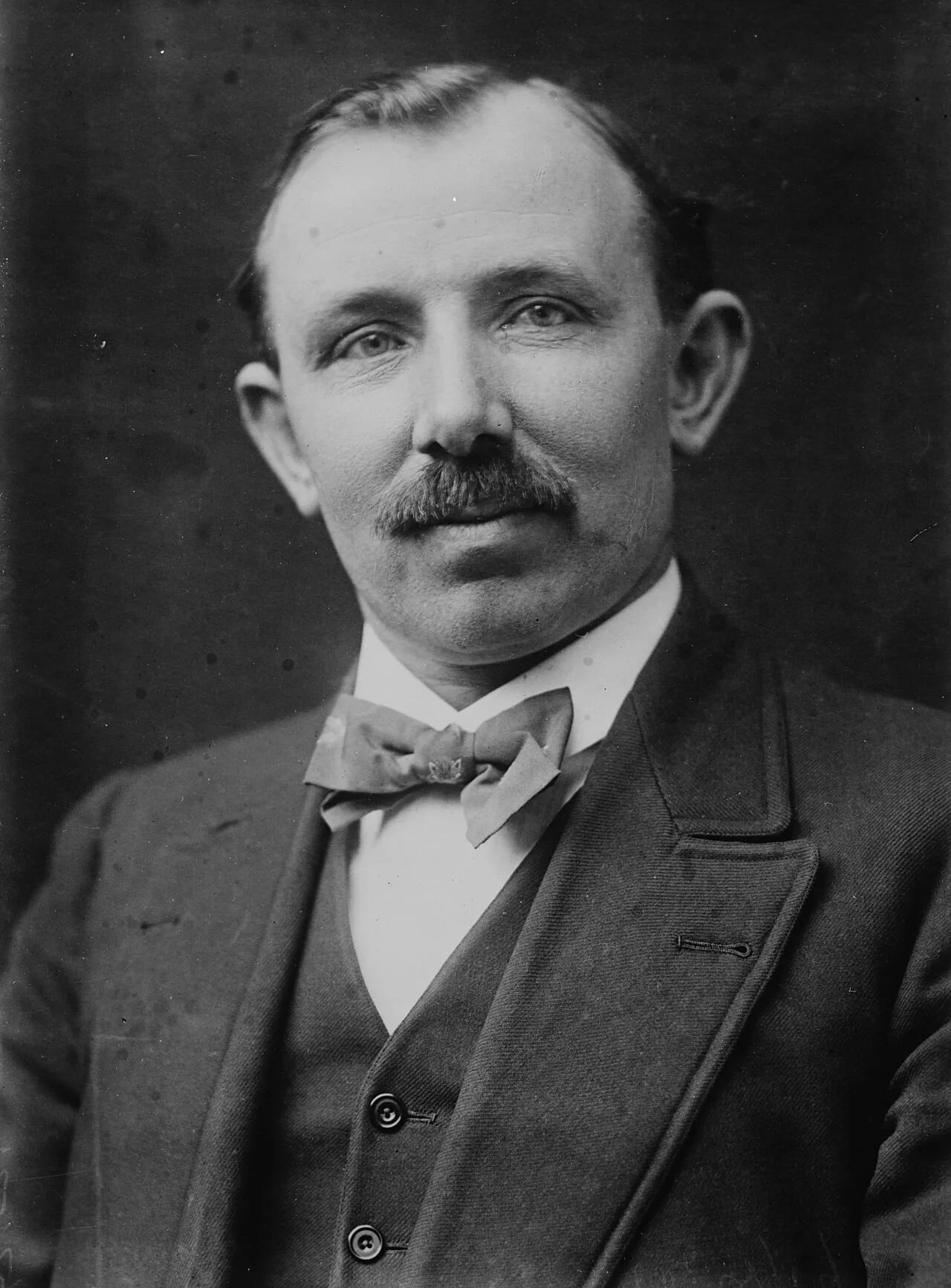 Portrait of James Henry Thomas (1874–1949) – memorial page