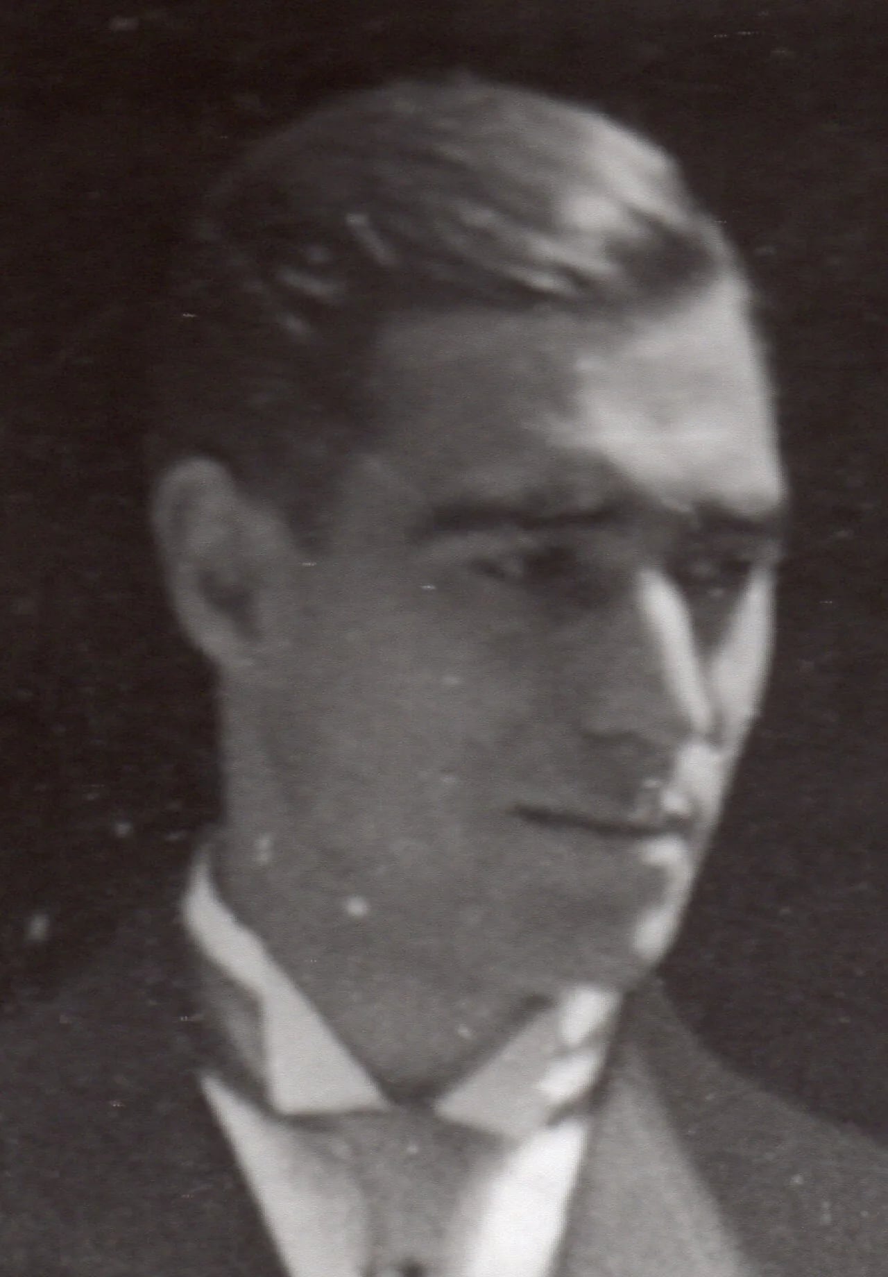 Porträt von Pierre Mouveau (1905–2004) – Gedenkseite