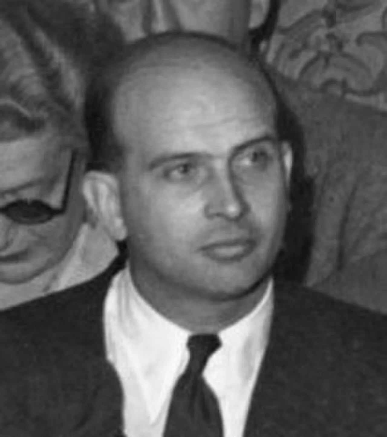Porträt von Pierre de Bénouville (1914–2001) – Gedenkseite