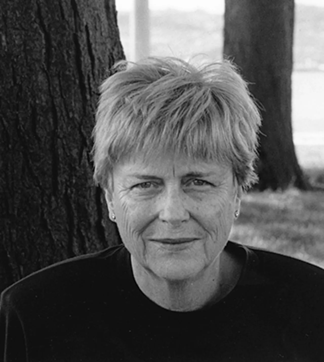 Porträt von Ana Hatherly (1929–2015) – Gedenkseite