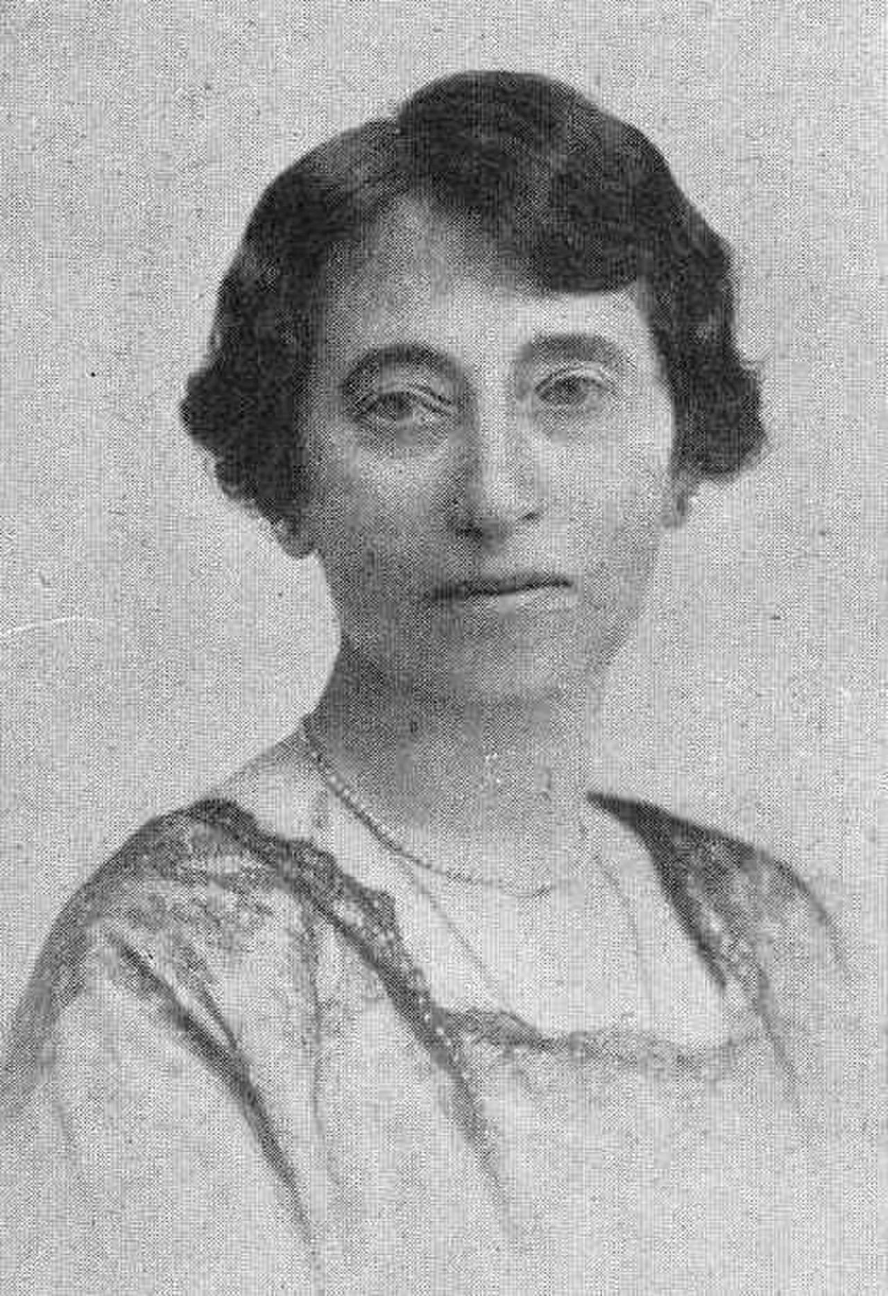 Portrait of Francisca Herrera Garrido (1869–1950) – memorial page