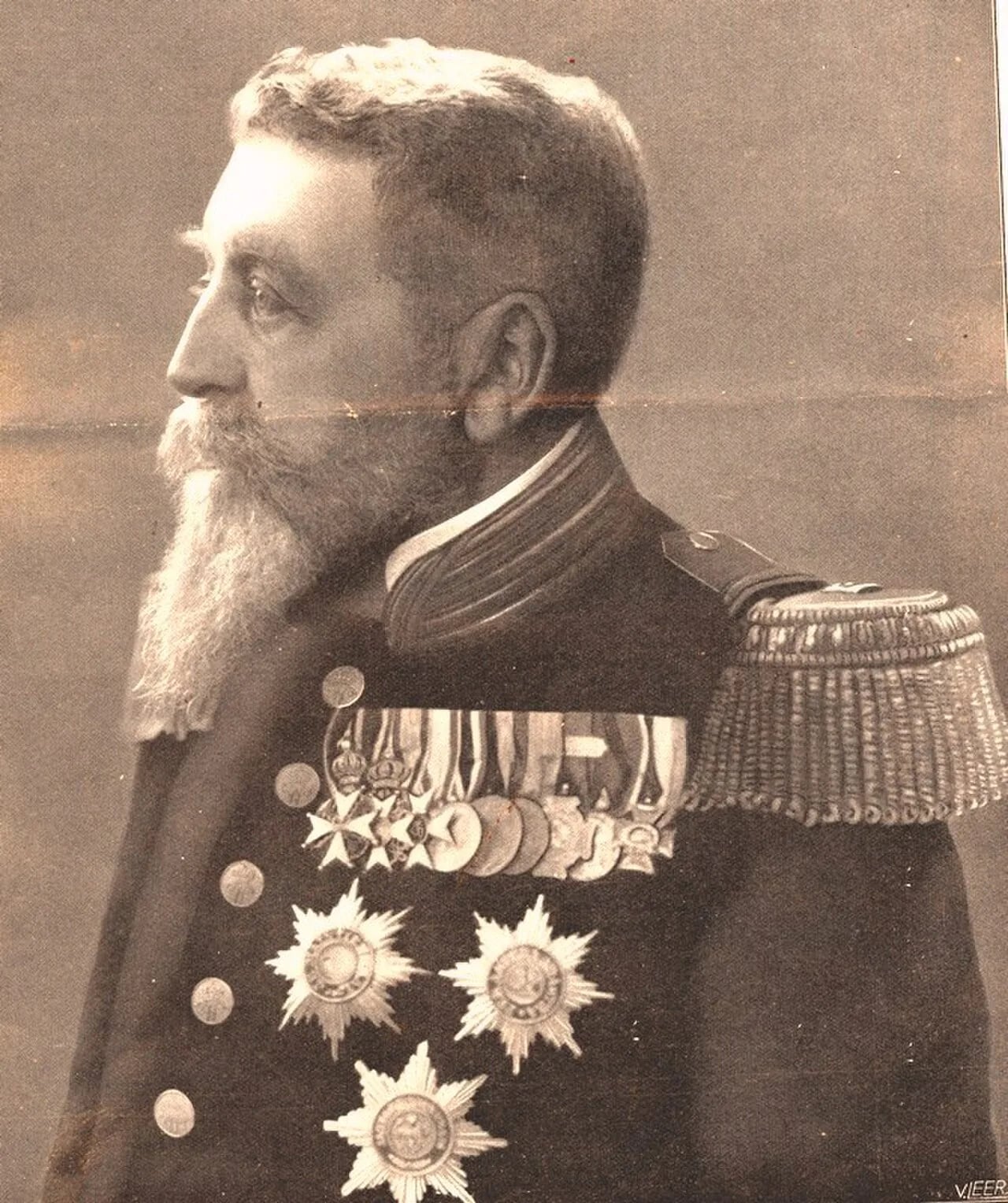 Portrait of Jan Elias Nicolaas Sirtema van Grovestins (1842–1919) – memorial page