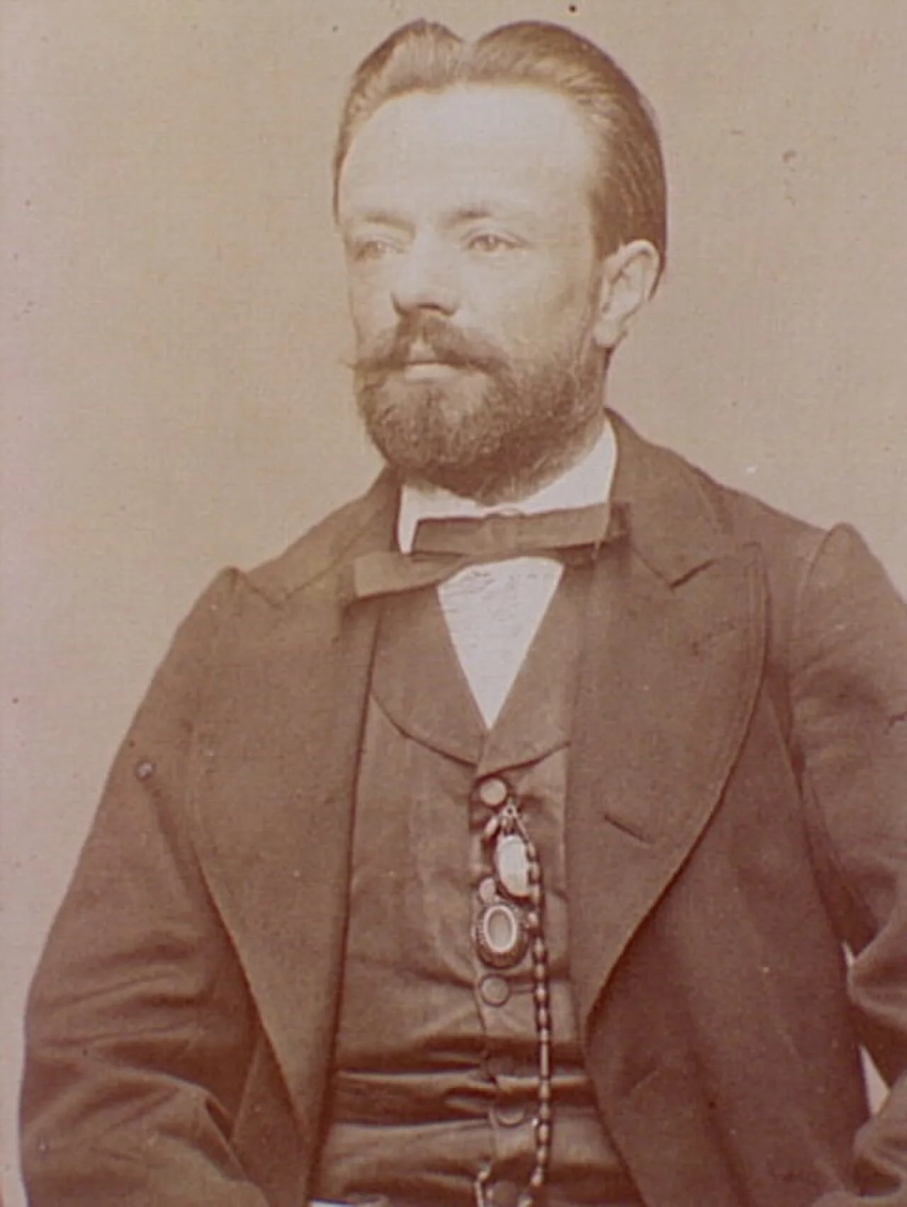 Portrait of Raoul Urbain (1837–1902) – memorial page