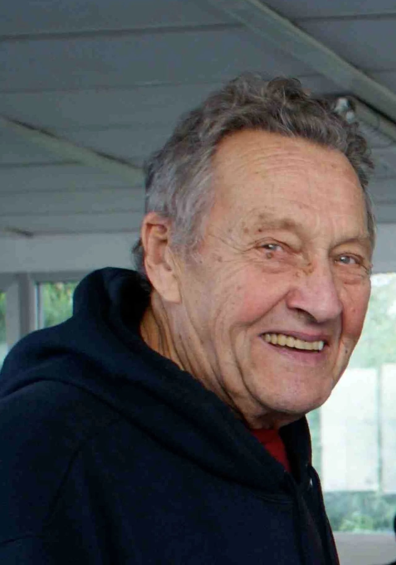 Porträt von Raymond Catteau (1923–2019) – Gedenkseite