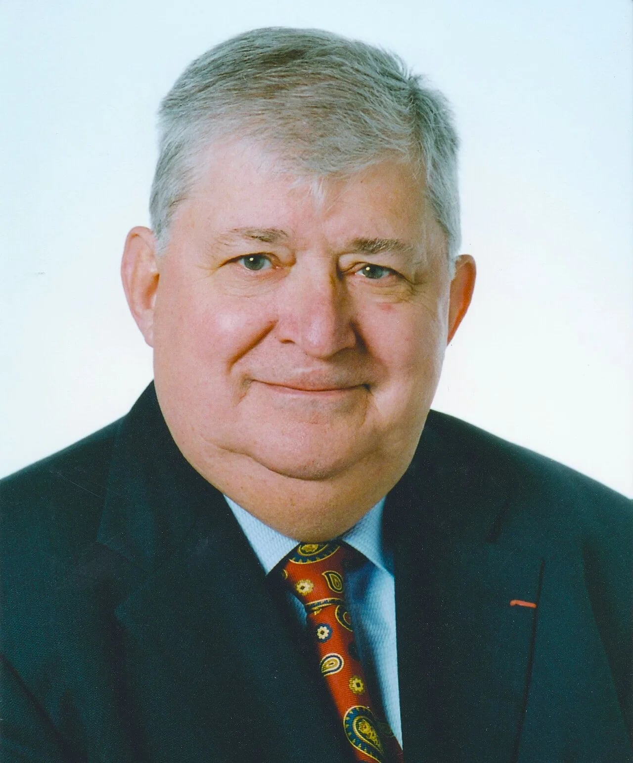 Porträt von Raymond Chesa (1937–2005) – Gedenkseite
