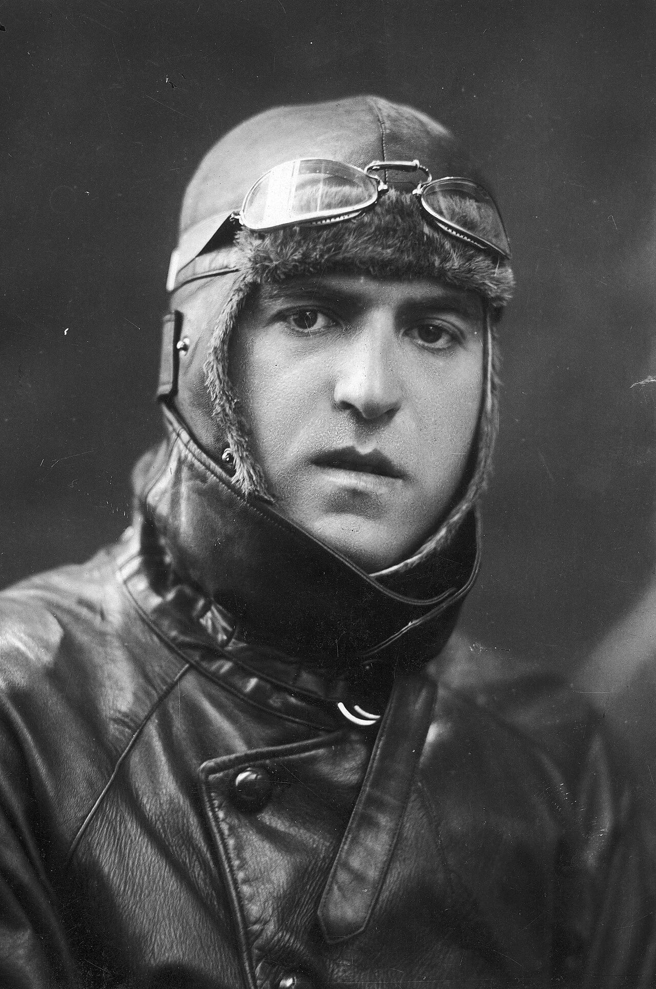 Portrait of René Lefèvre (1903–1972) – memorial page