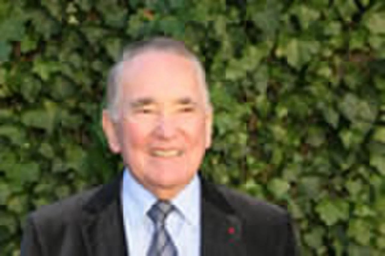Portrait of René Teulade (1931–2014) – memorial page