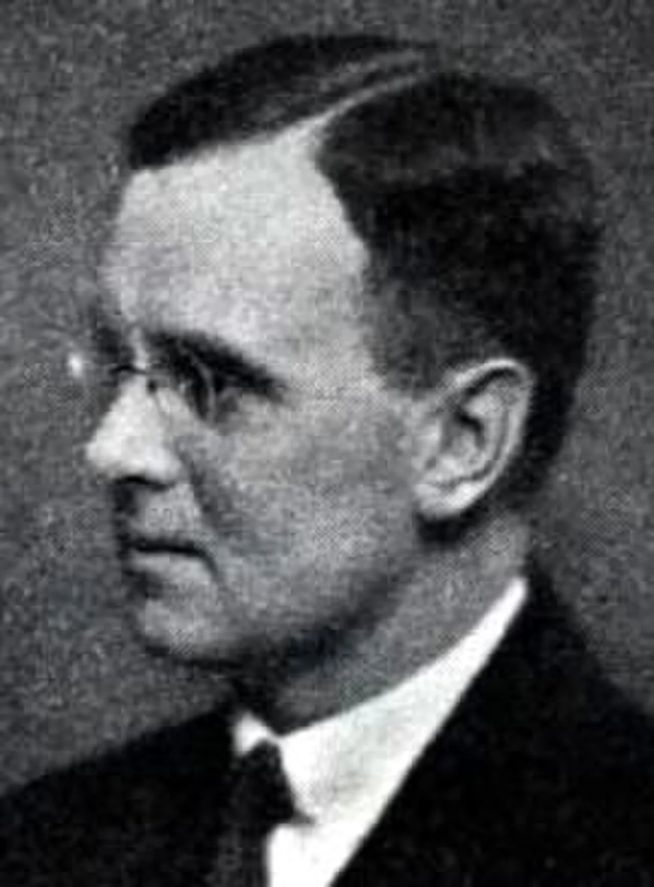Portrait of Theodor Hesselberg (1885–1966) – memorial page