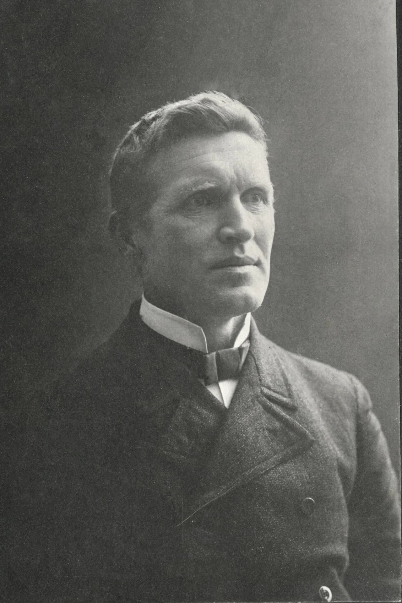 Portrait of Hans Seland (1867–1949) – memorial page