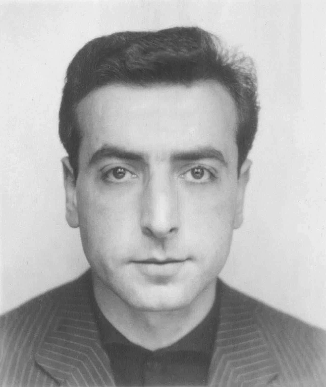 Portrait of Robert Castel (1933–2020) – memorial page