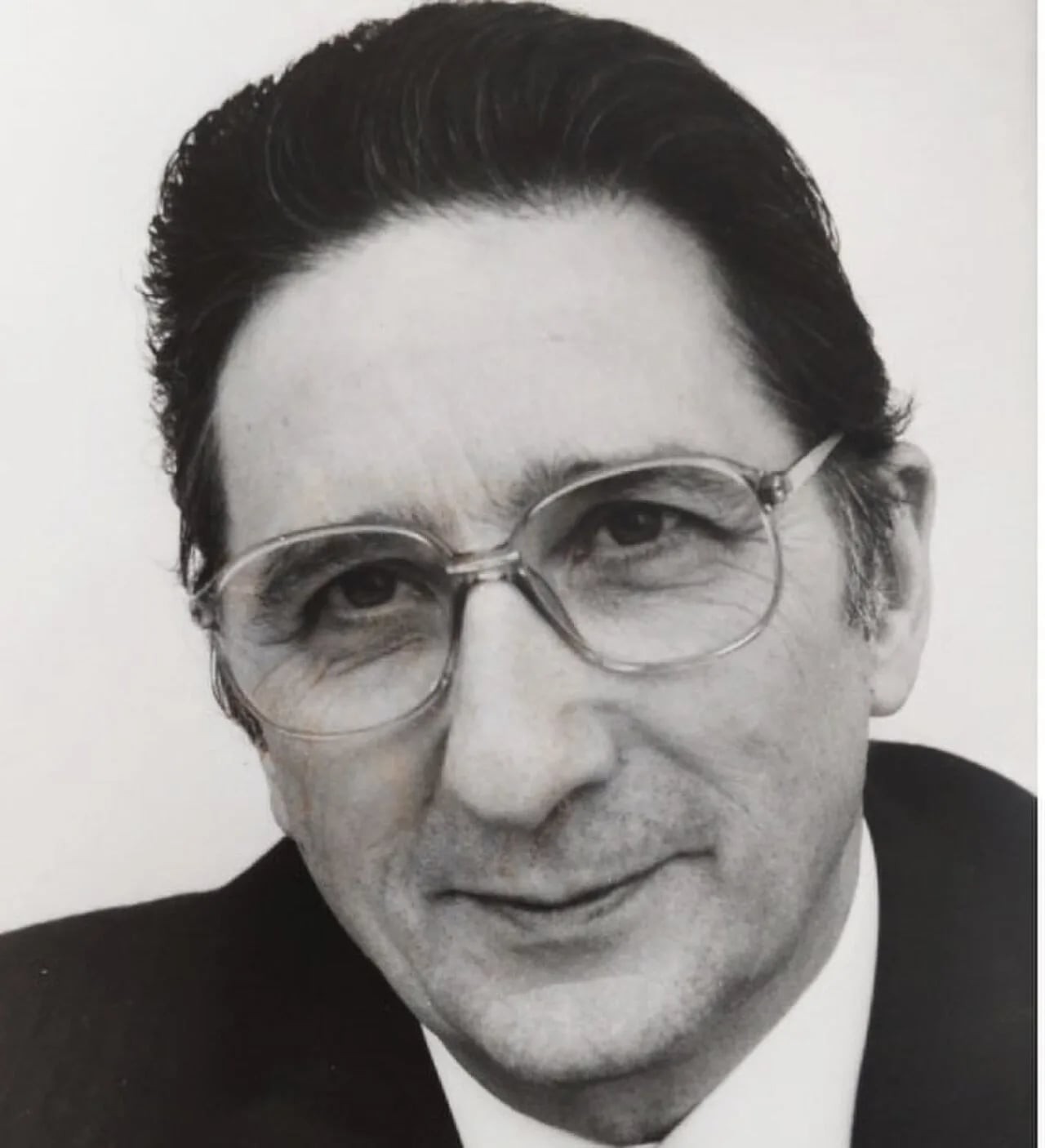Portrait of Robert Chabbal (1927–2020) – memorial page