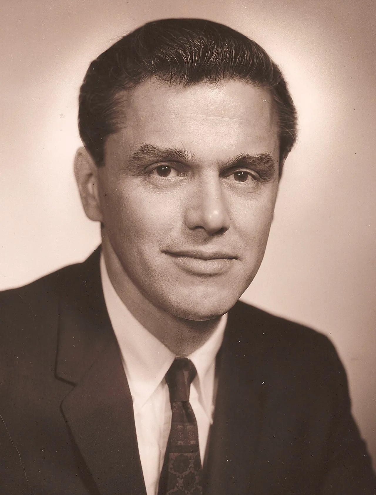 Porträt von Robert K. Crane (1919–2010) – Gedenkseite