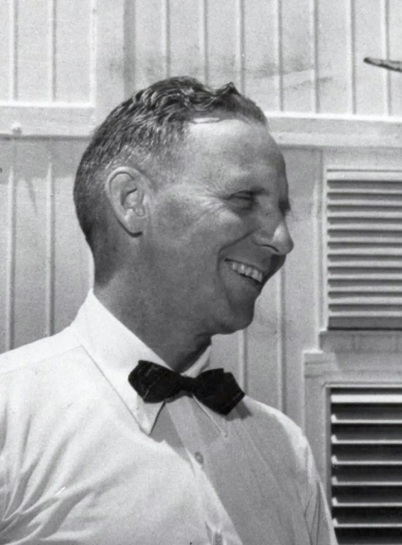 Portrait of Robert Simpson (1912–2014) – memorial page