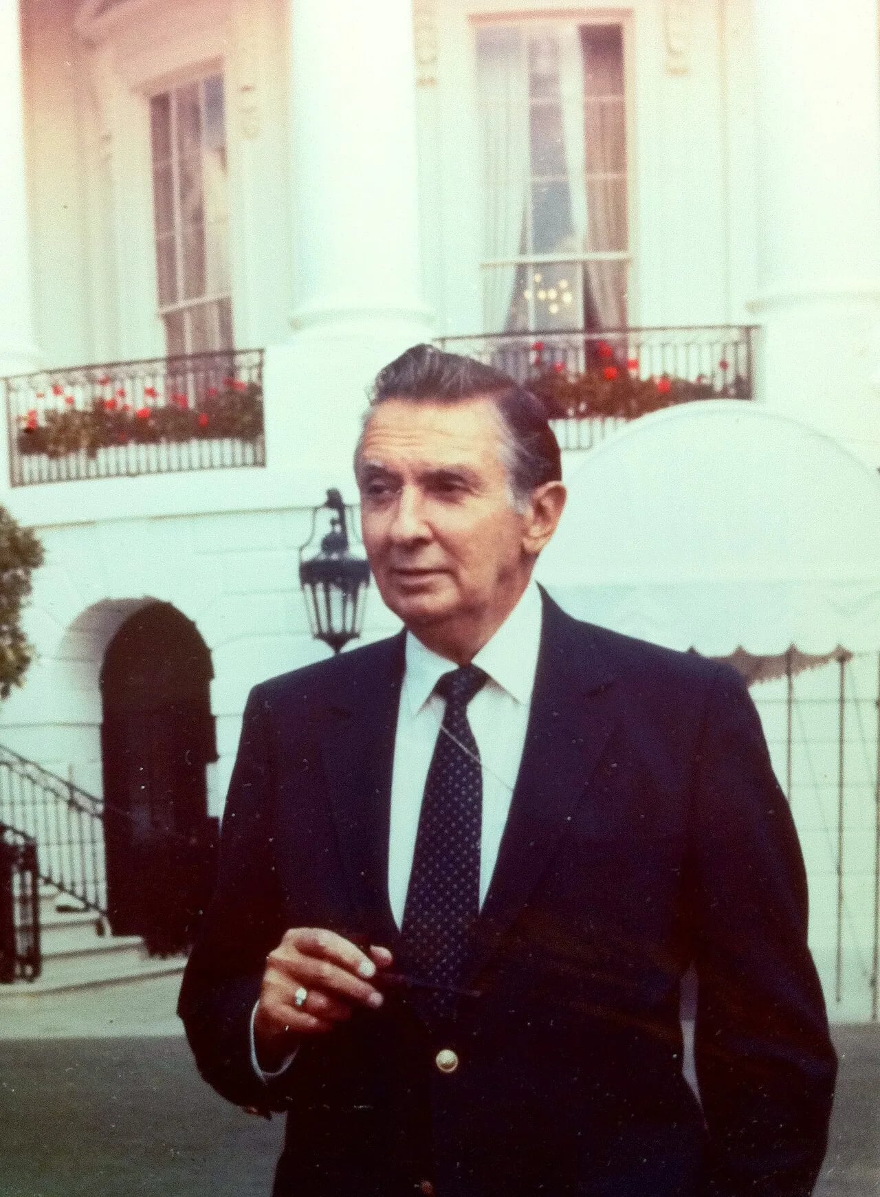 Porträt von Robert E Thompson (1921–2003) – Gedenkseite