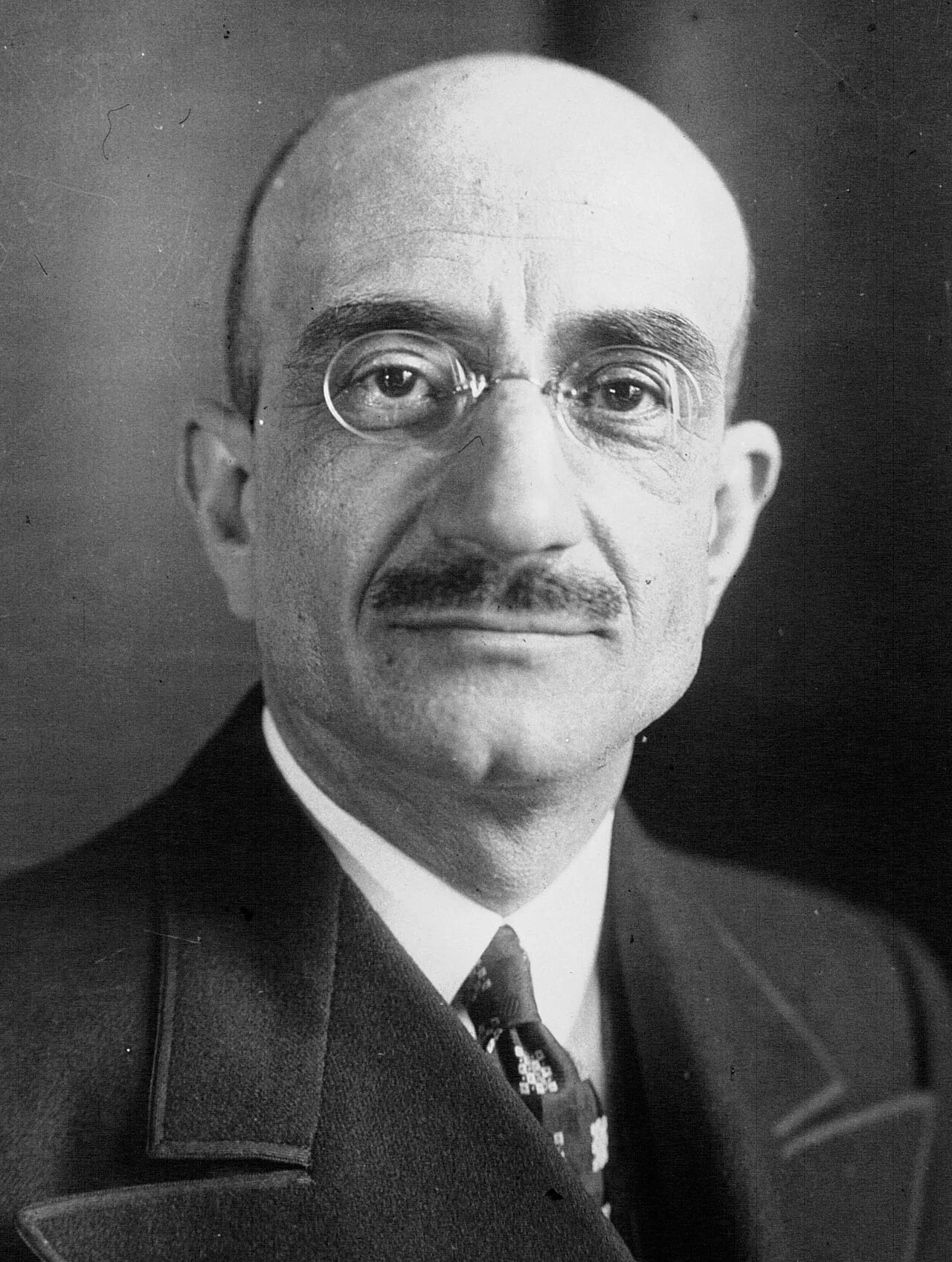 Portrait of Roger Langeron (1882–1966) – memorial page