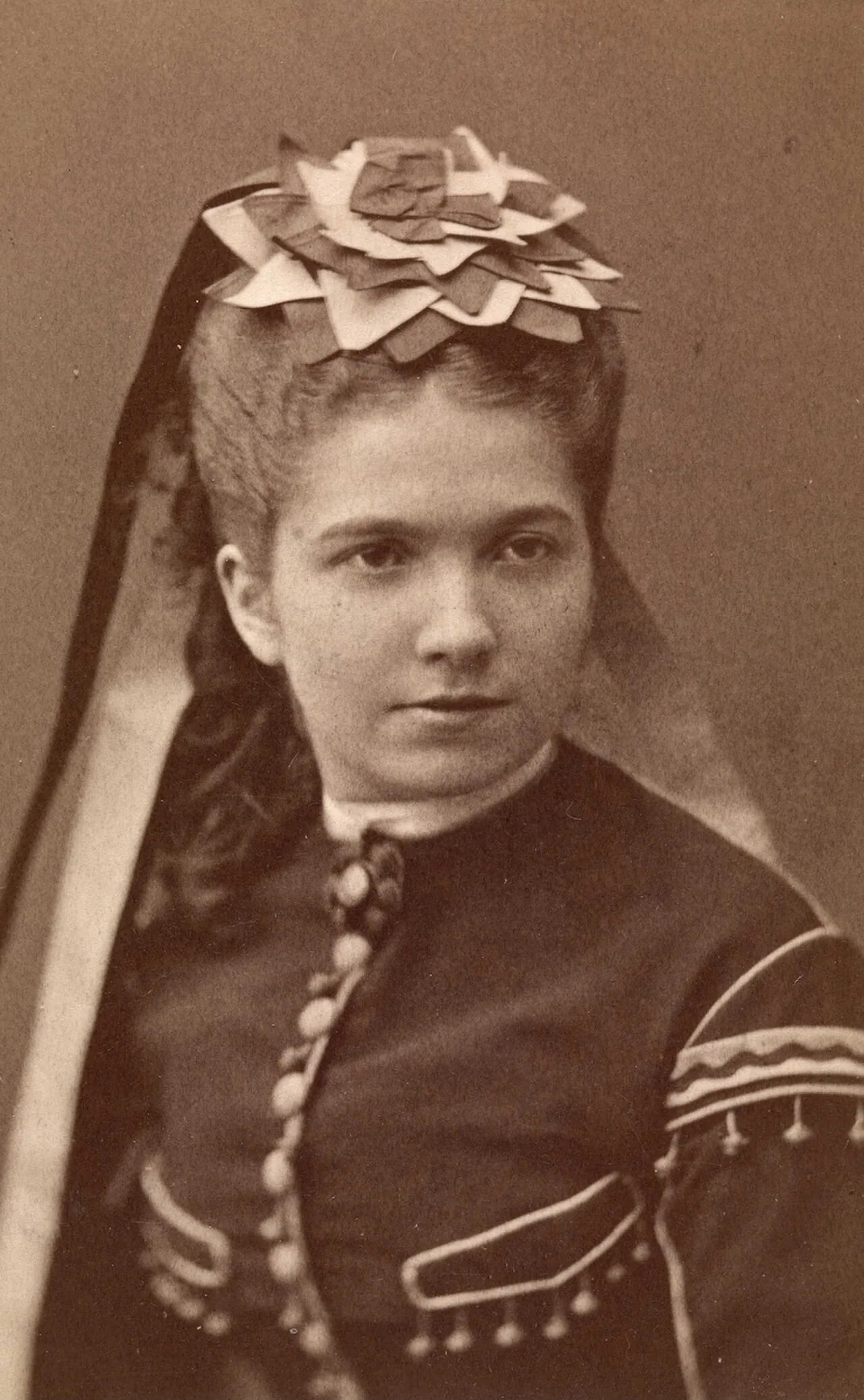 Porträt von Olefine Moe (1850–1933) – Gedenkseite