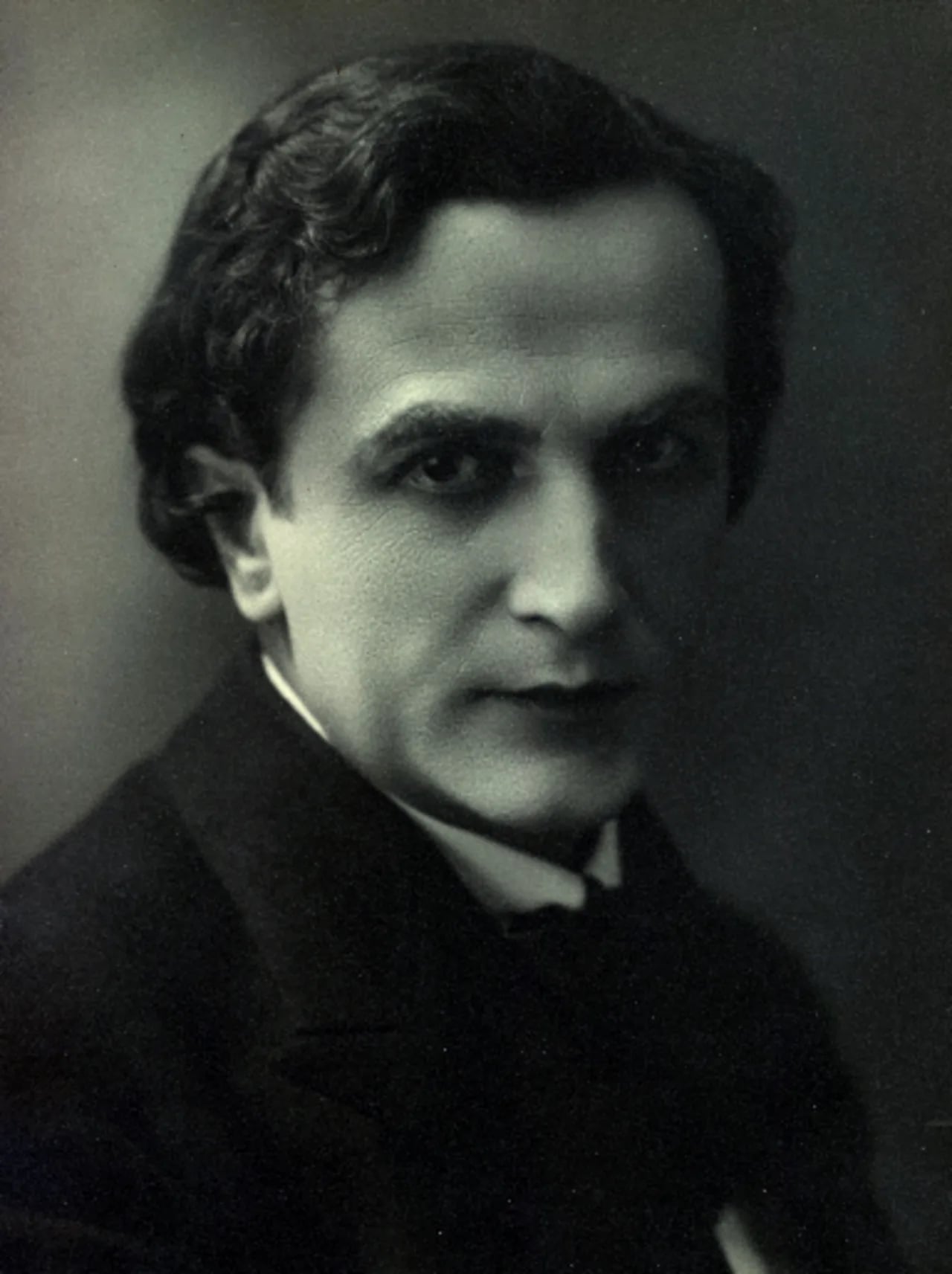 Portrait of Romuald Joubé (1876–1949) – memorial page