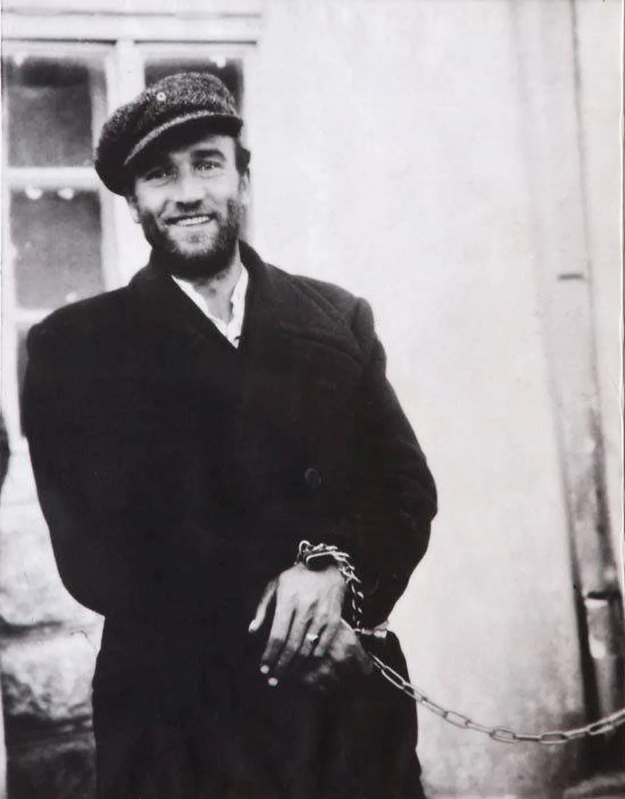 Portrait of Ljubo Čupić (1913–1942) – memorial page