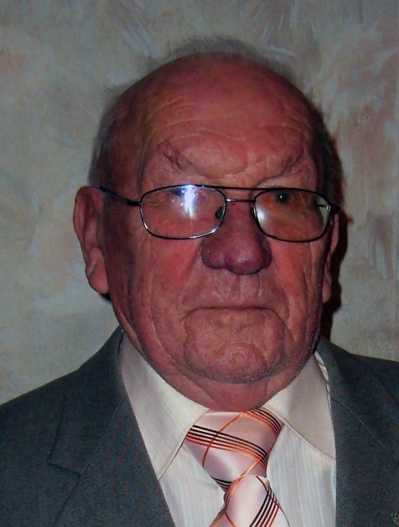 Porträt von Bronisław Pawlicki (1925–2014) – Gedenkseite