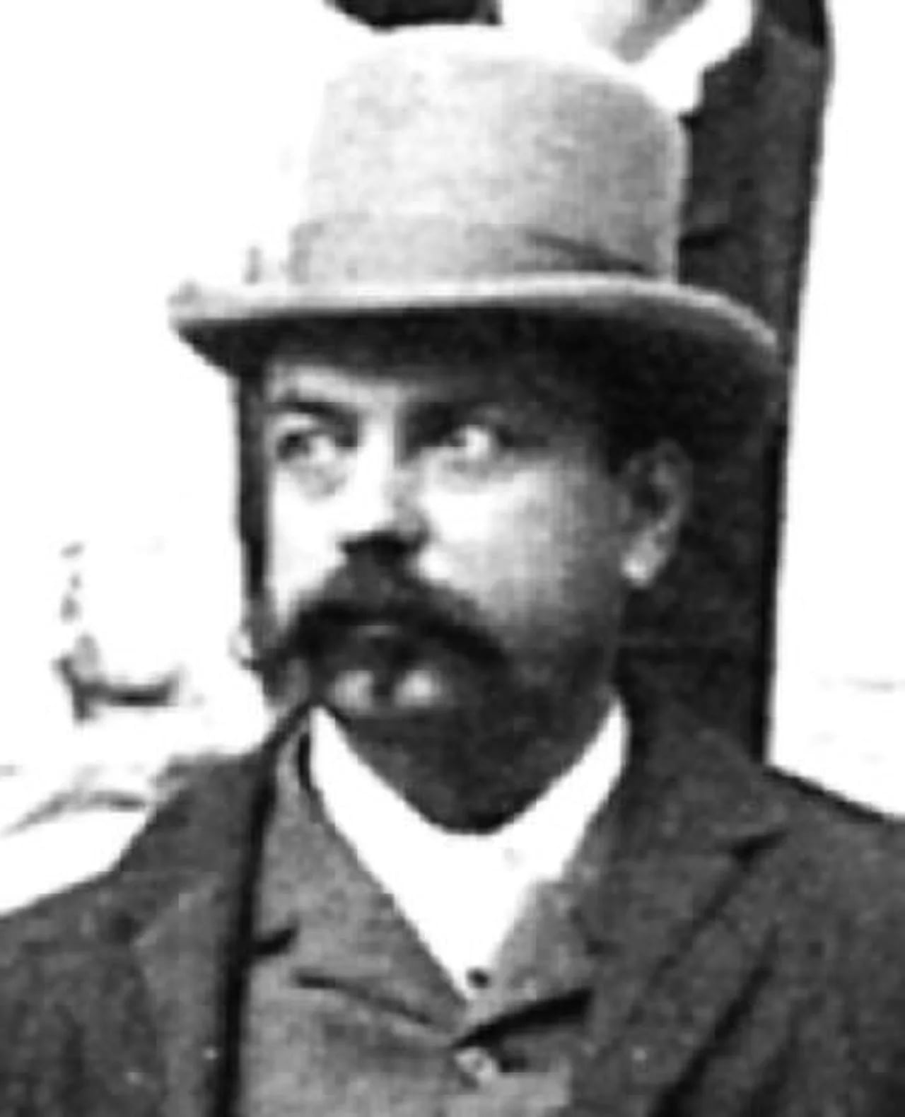 Portrait of Albert Houtum-Schindler (1846–1916) – memorial page