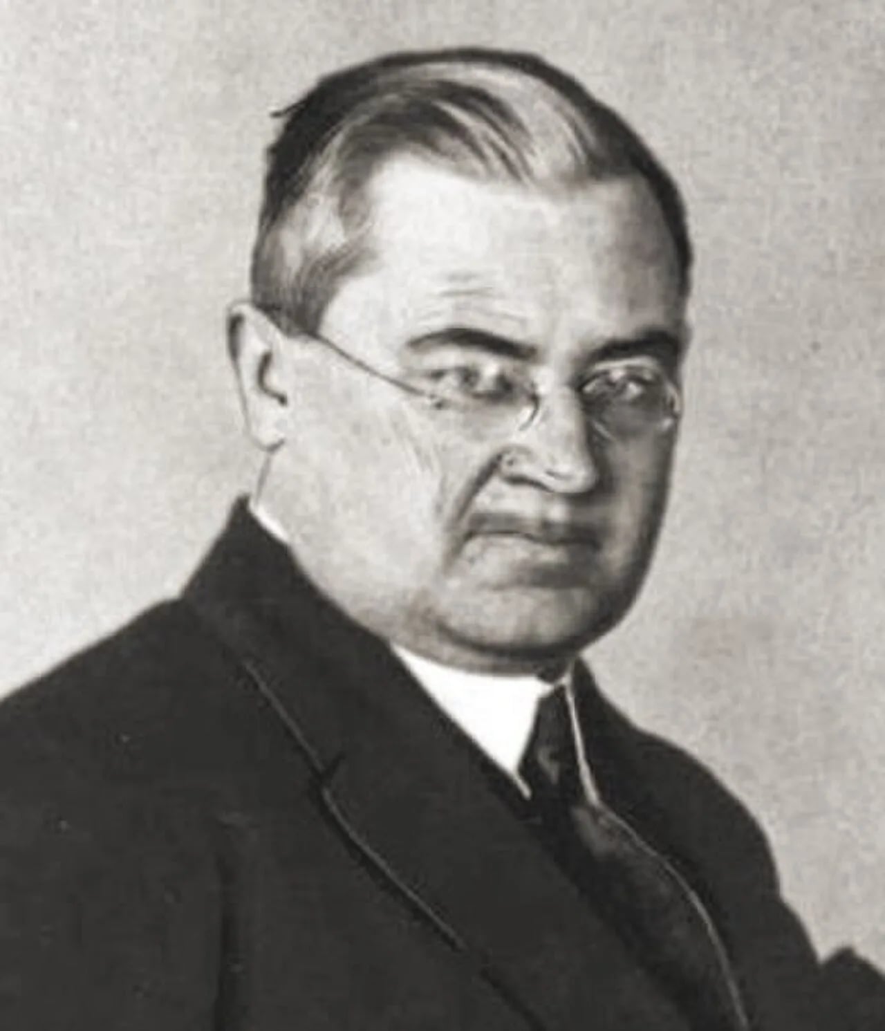 Porträt von Adolf Szyszko-Bohusz (1883–1948) – Gedenkseite