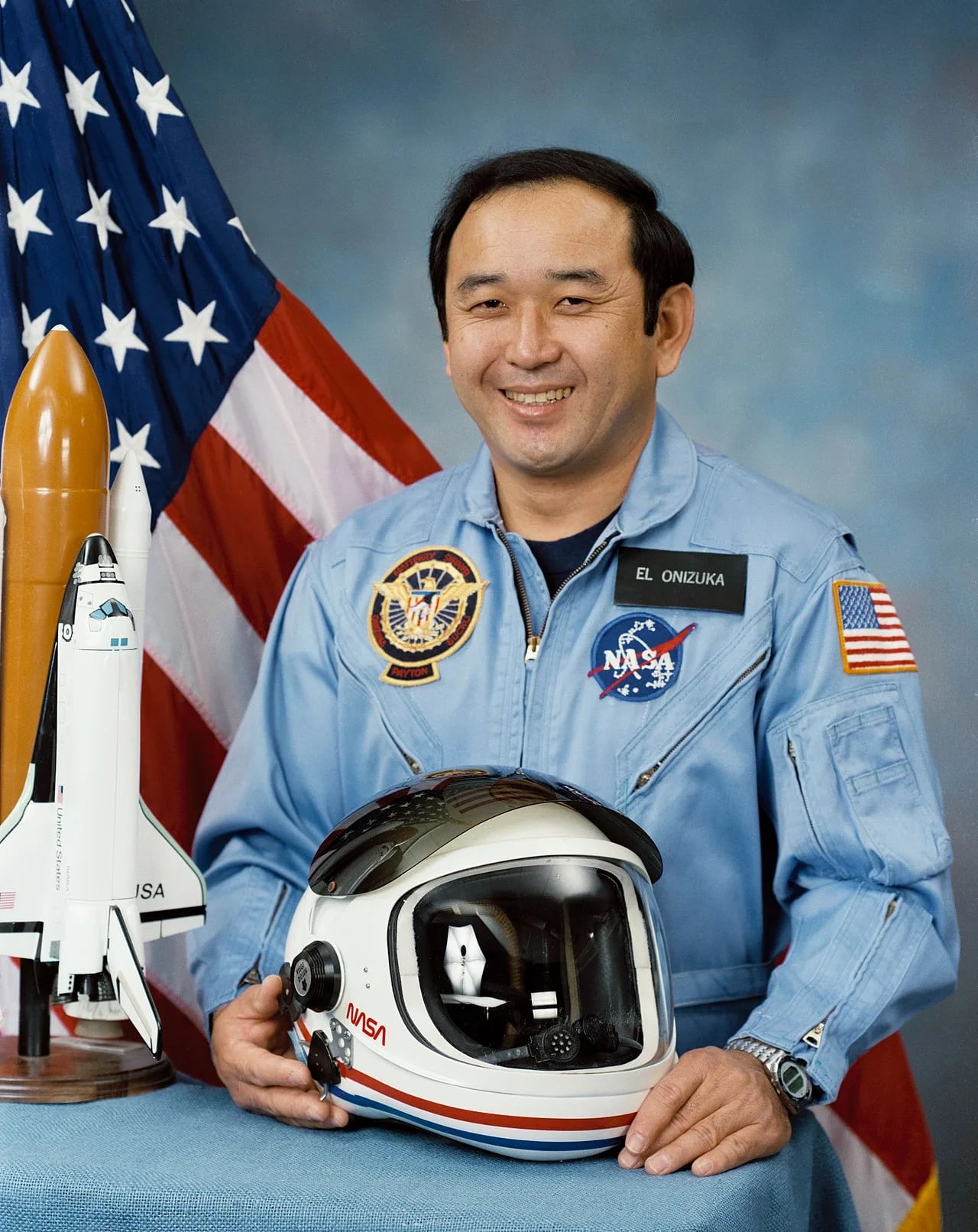 Porträt von Ellison Shoji Onizuka (1946–1986) – Gedenkseite