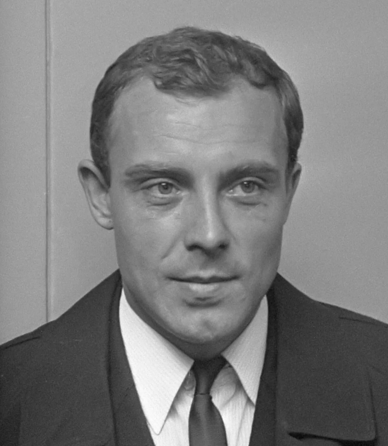 Portrait of Dušan Kabát (1944–2022) – memorial page