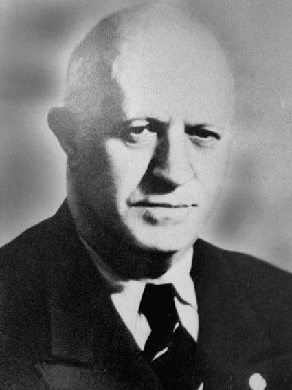 Portrait of Wassil Kolarow (1877–1950) – memorial page