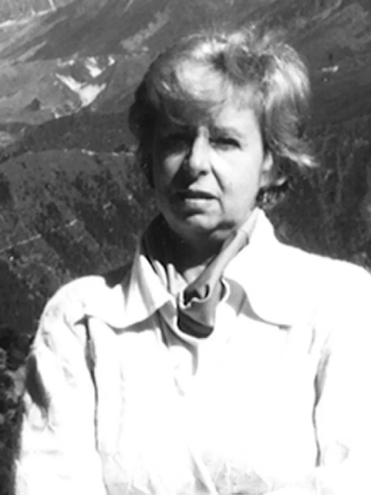 Portrait of Suzanne Martel (1924–2012) – memorial page