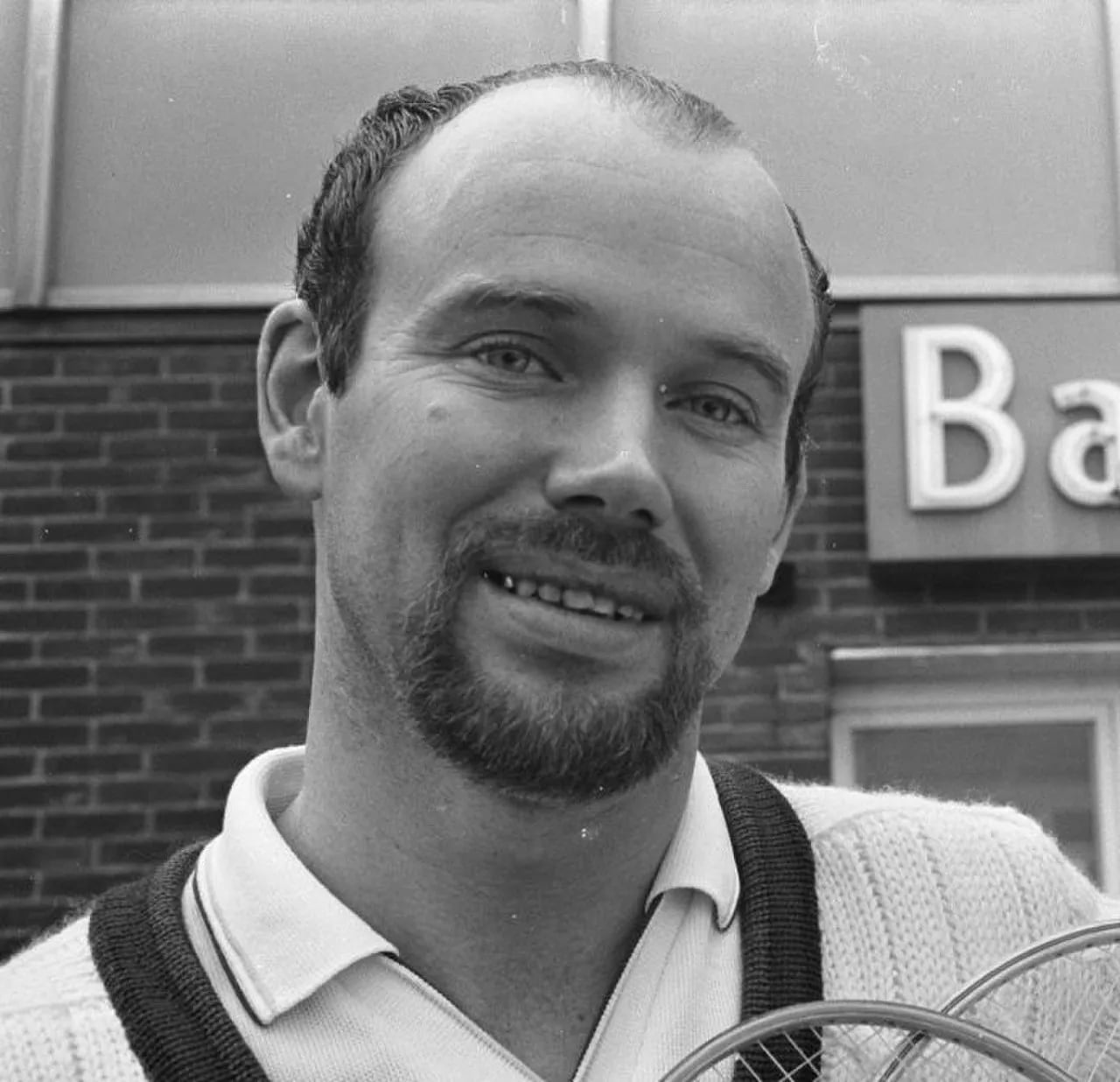 Portrait of Erland Kops (1937–2017) – memorial page