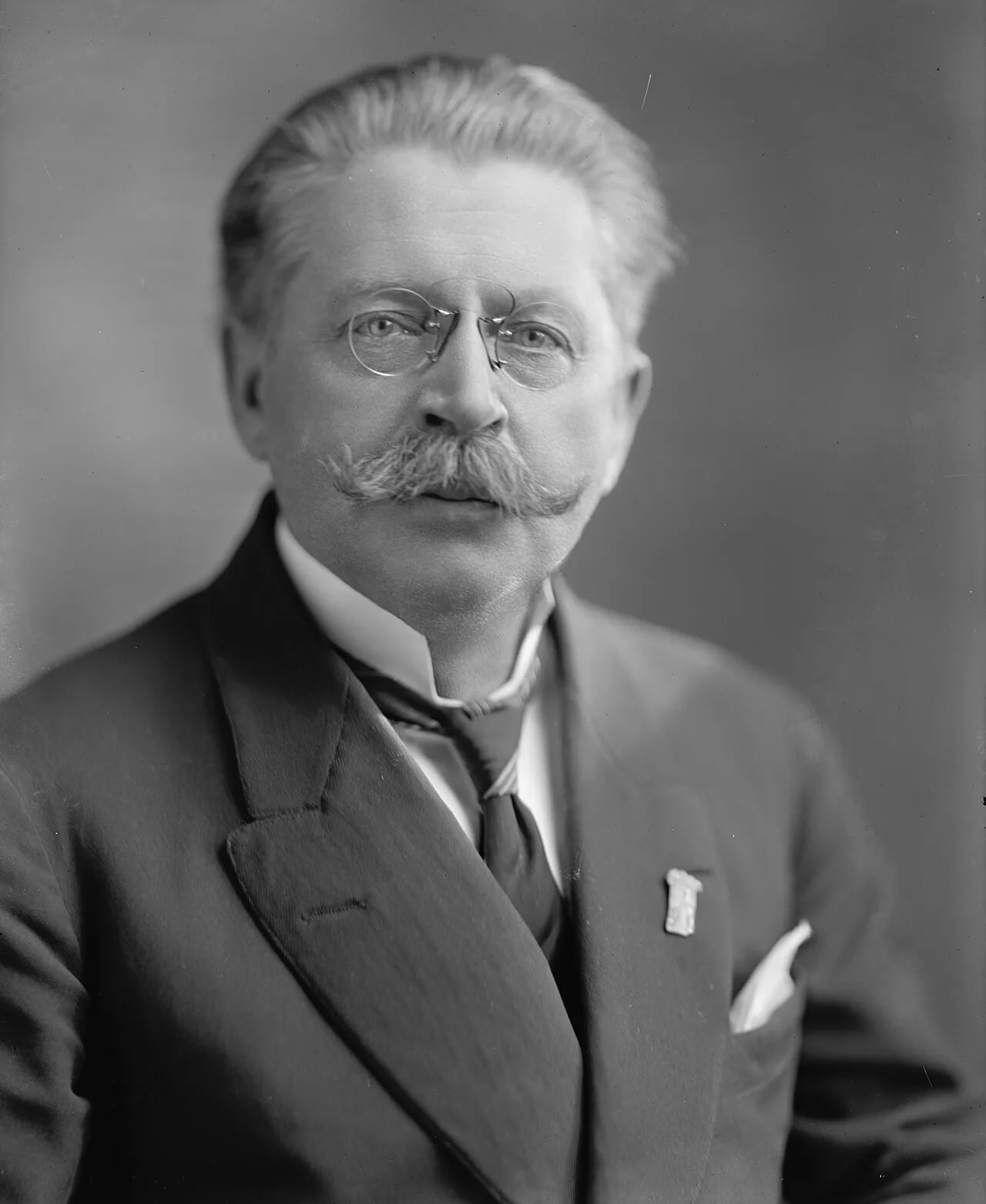 Porträt von Václav Klofáč (1868–1942) – Gedenkseite